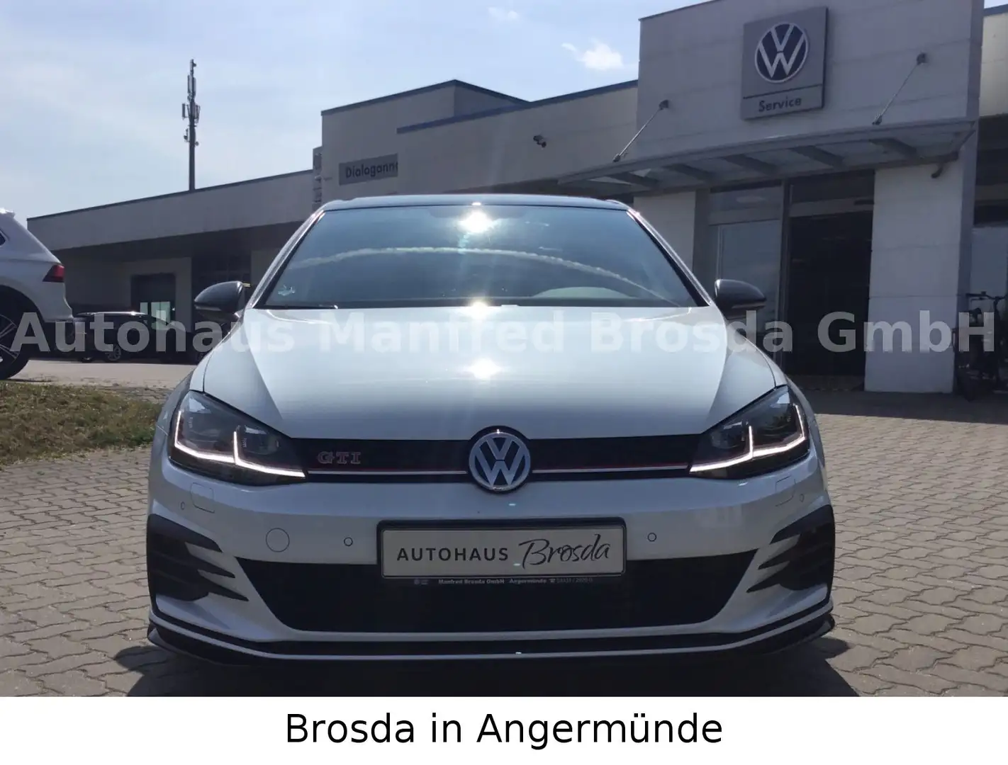 Volkswagen Golf VII GTI TCR Blanc - 2