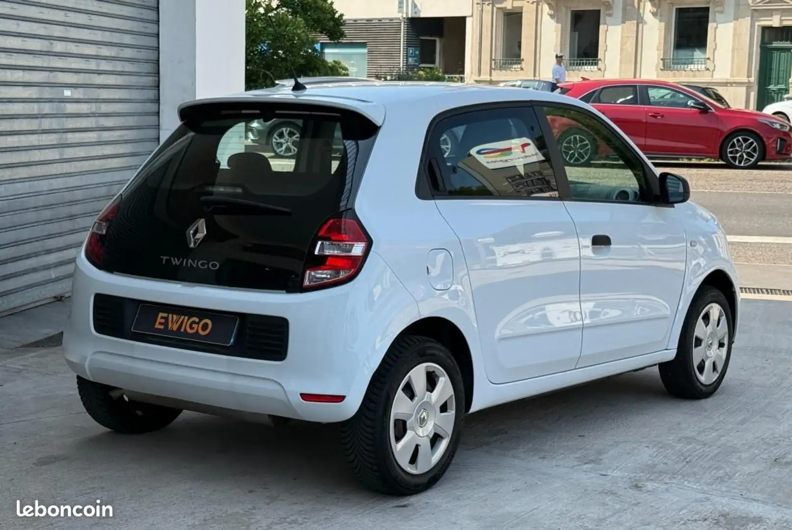 Renault Twingo III 1.0 SCE 70 ZEN + BLUETOOTH LIMITEUR - 2