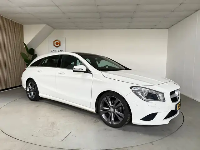 Mercedes-Benz Cla view 10