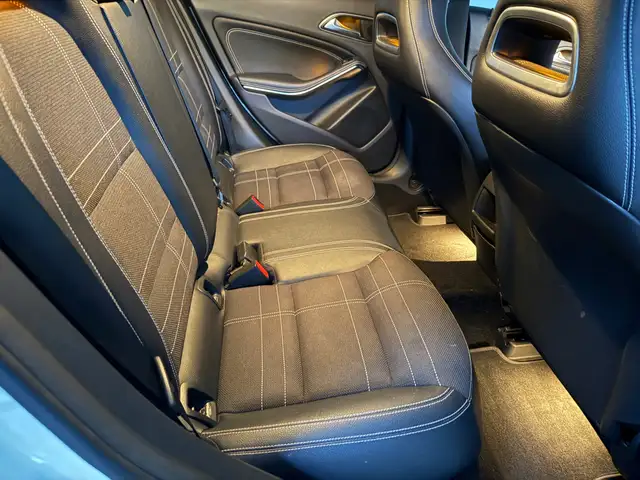 Mercedes-Benz Cla view 13