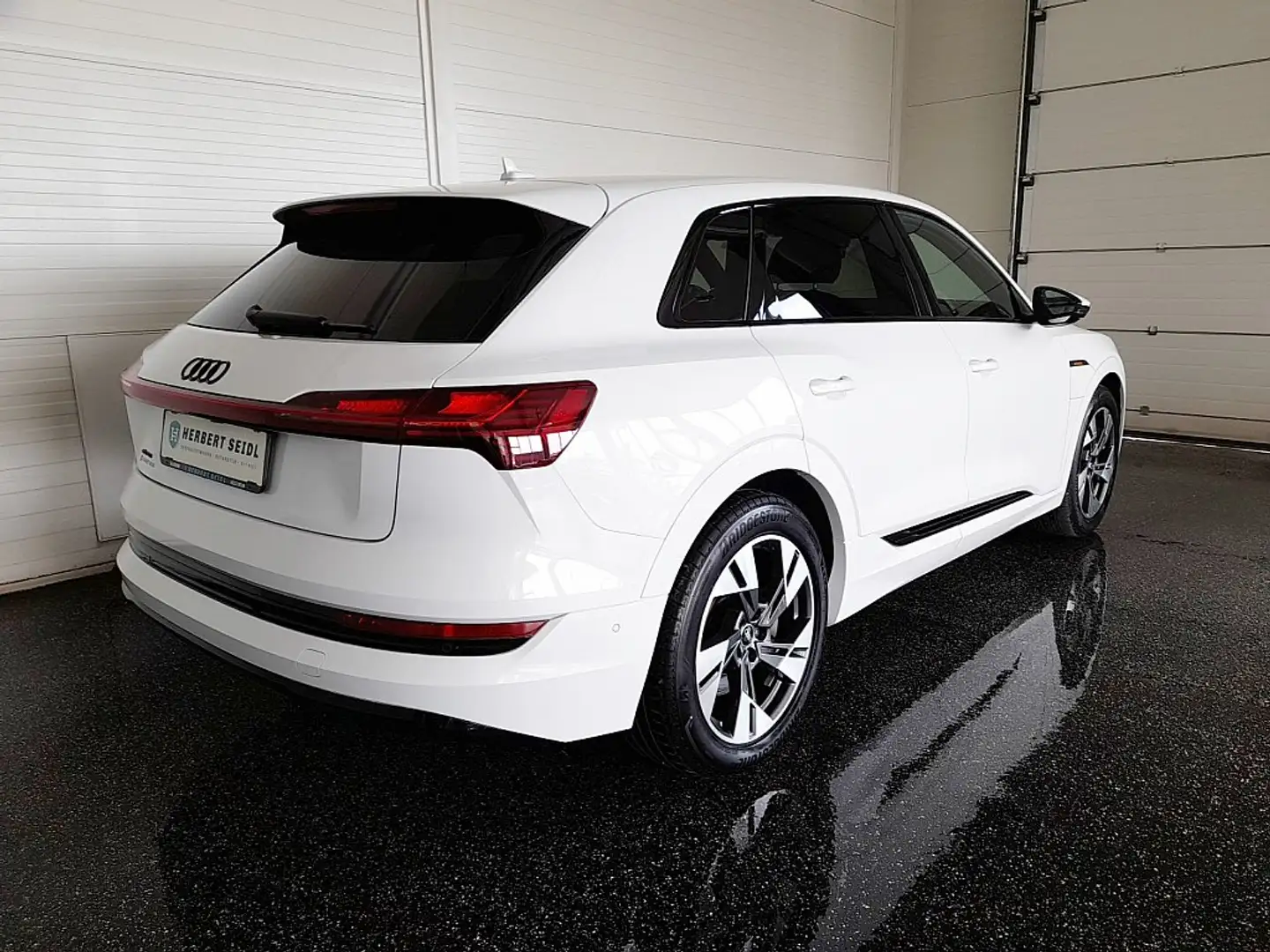 Audi e-tron advanced  50 quattro *OPTIKPAKET SCHWARZ / 20 Z... Weiß - 2