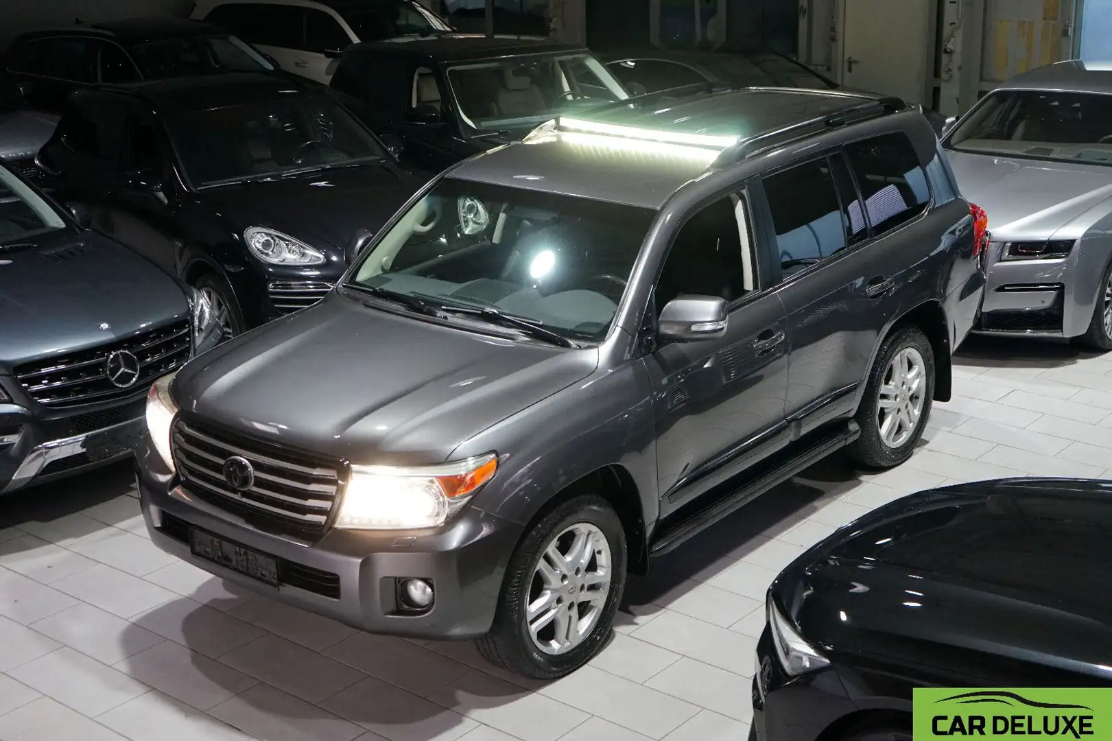 Toyota Land Cruiser 4,5-l-V8-D-4D Executive*7-SITZER* Gri - 1