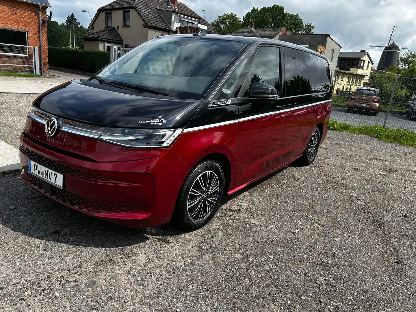 Volkswagen T7 Multivan Style 2.0 TDI DSG langer Überhang Schwarz - 2