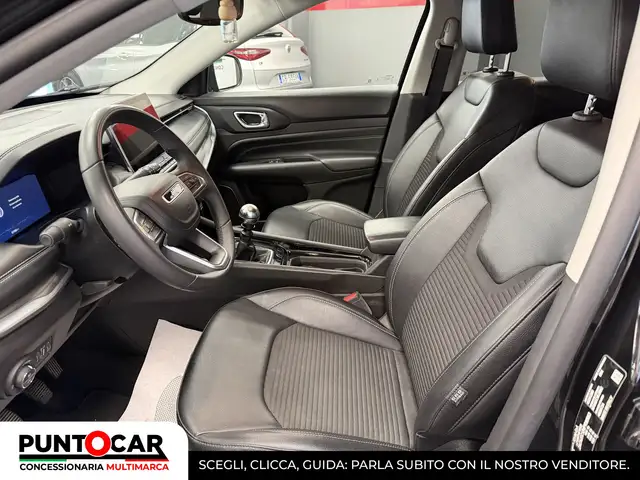Jeep Compass view 4