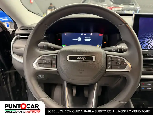 Jeep Compass view 5