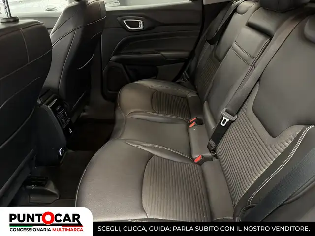Jeep Compass view 6