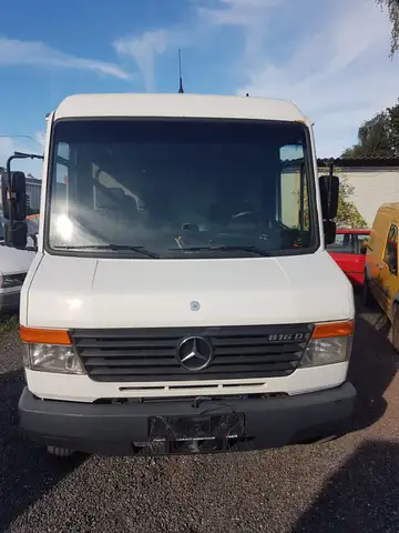 Mercedes-Benz Vario HKA / 816 D         OM 904 LA