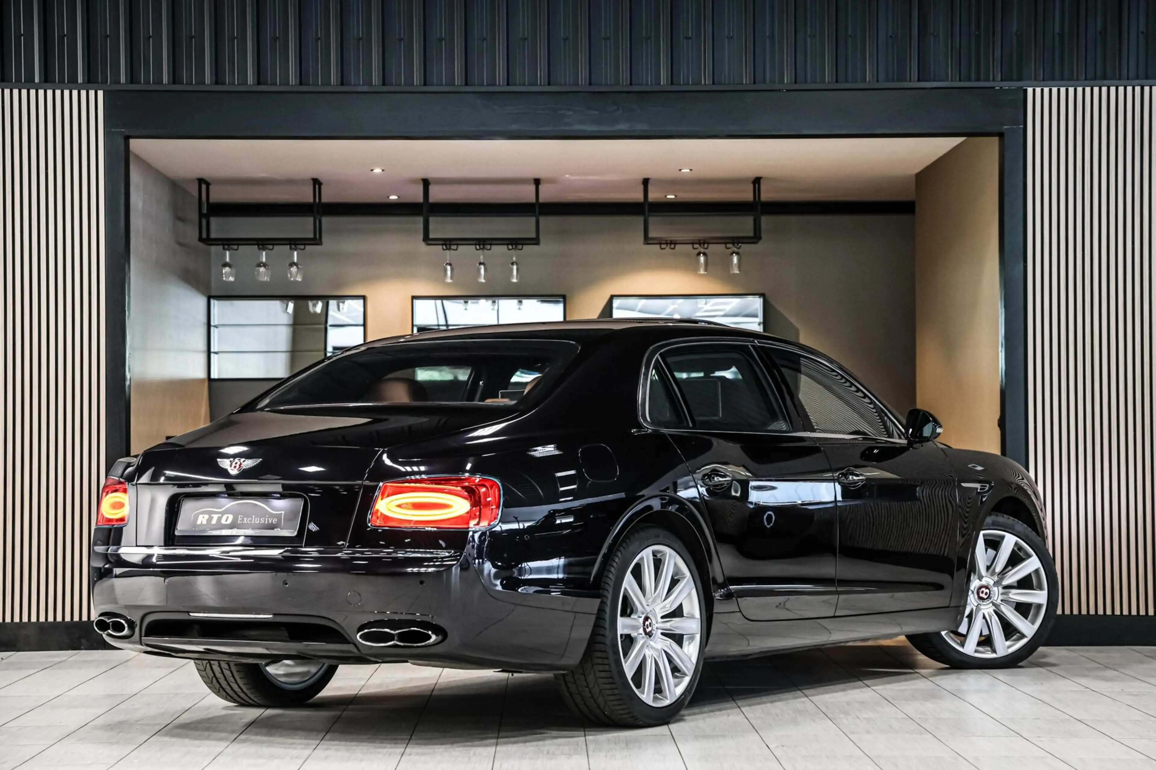 Bentley Flying Spur 4.0 V8|Massage V+A|ACC|Luchtvering — photo 5