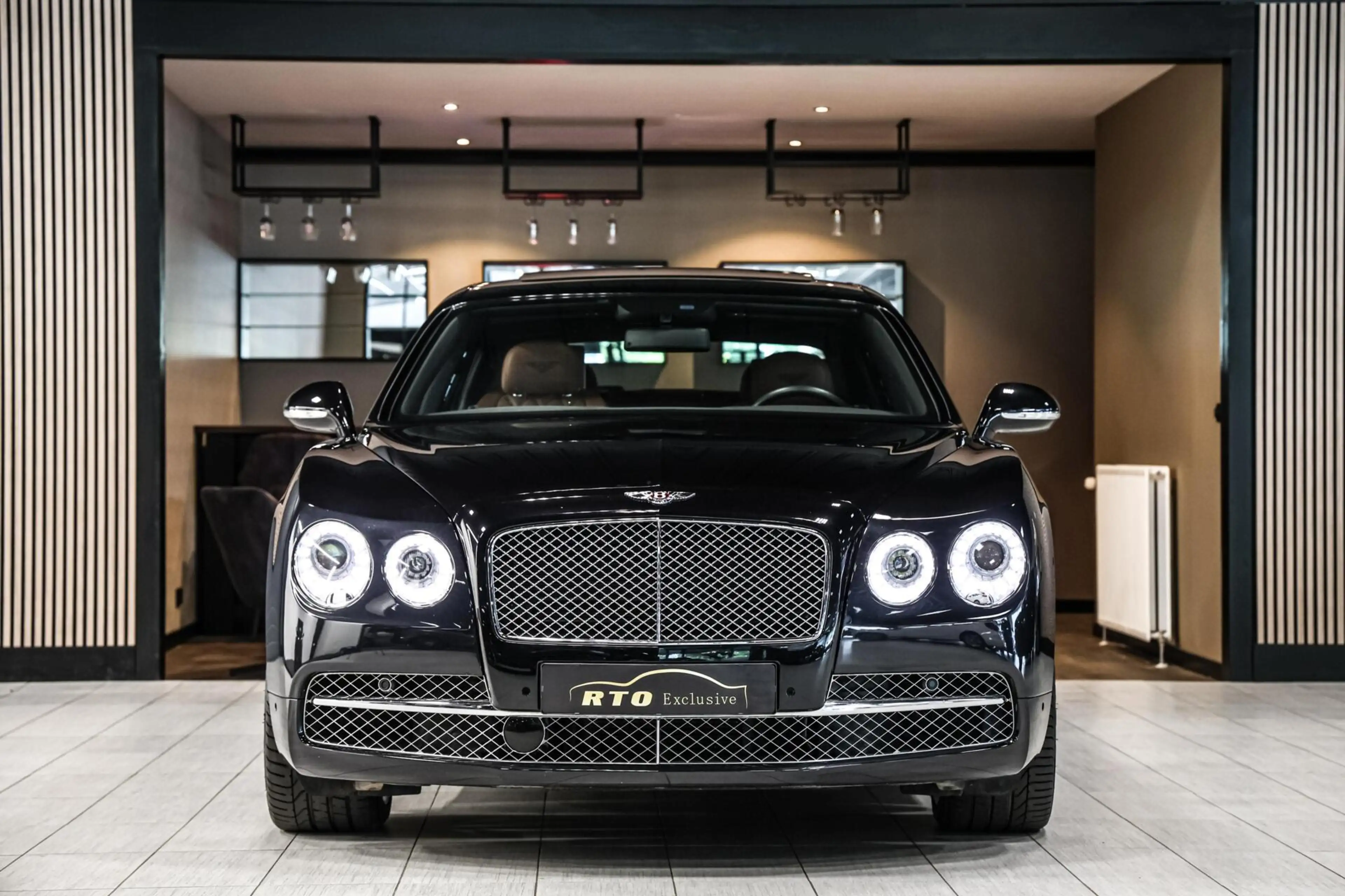 Bentley Flying Spur 4.0 V8|Massage V+A|ACC|Luchtvering — photo 8