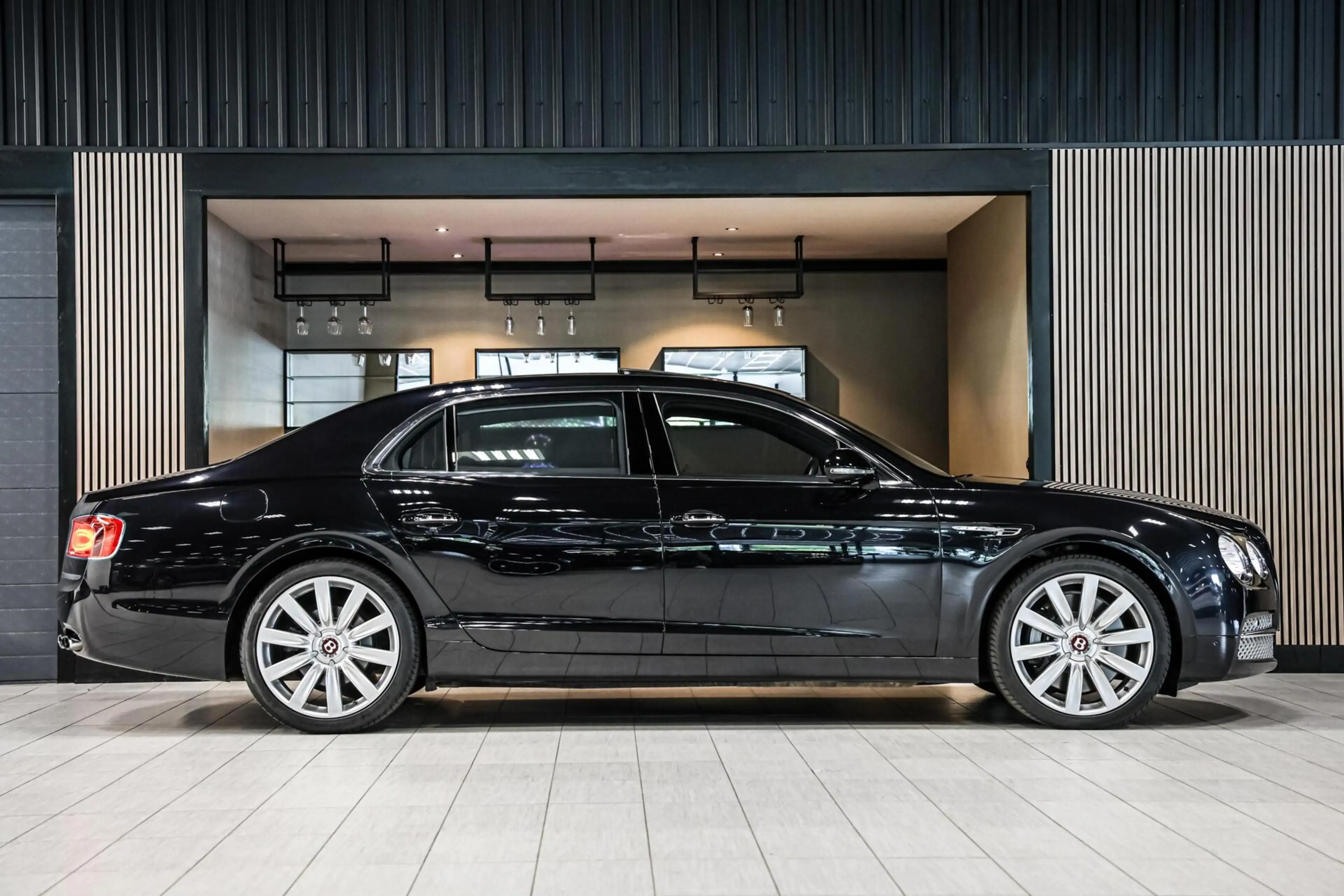 Bentley Flying Spur 4.0 V8|Massage V+A|ACC|Luchtvering — photo 13