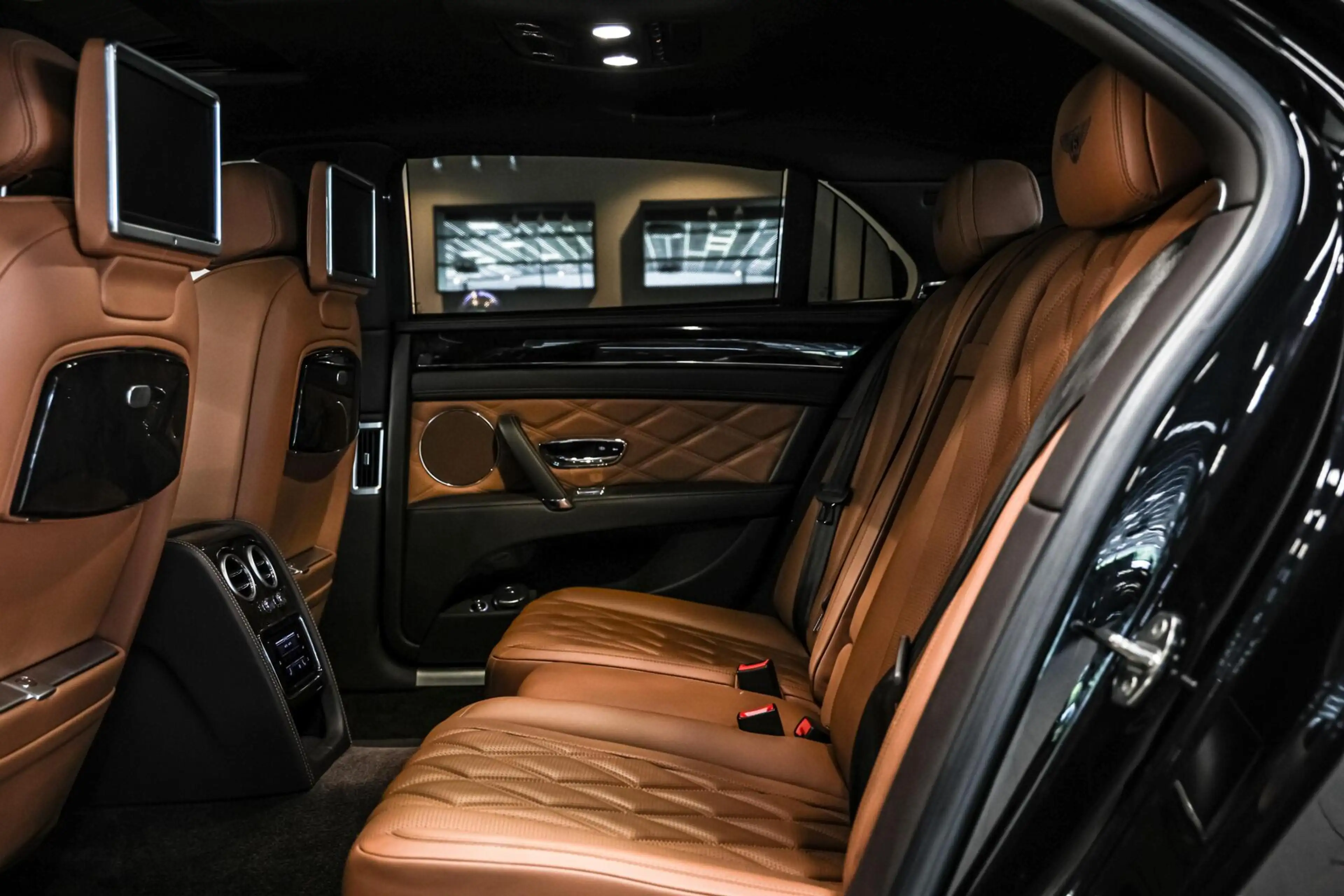 Bentley Flying Spur 4.0 V8|Massage V+A|ACC|Luchtvering — photo 10