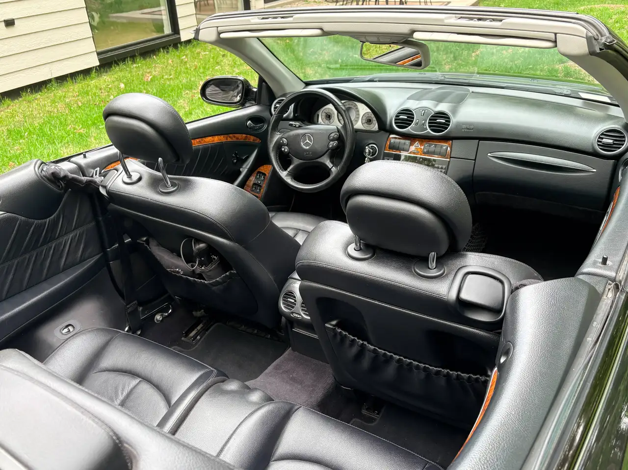 Mercedes-Benz CLK снимка Mercedes-Benz CLK