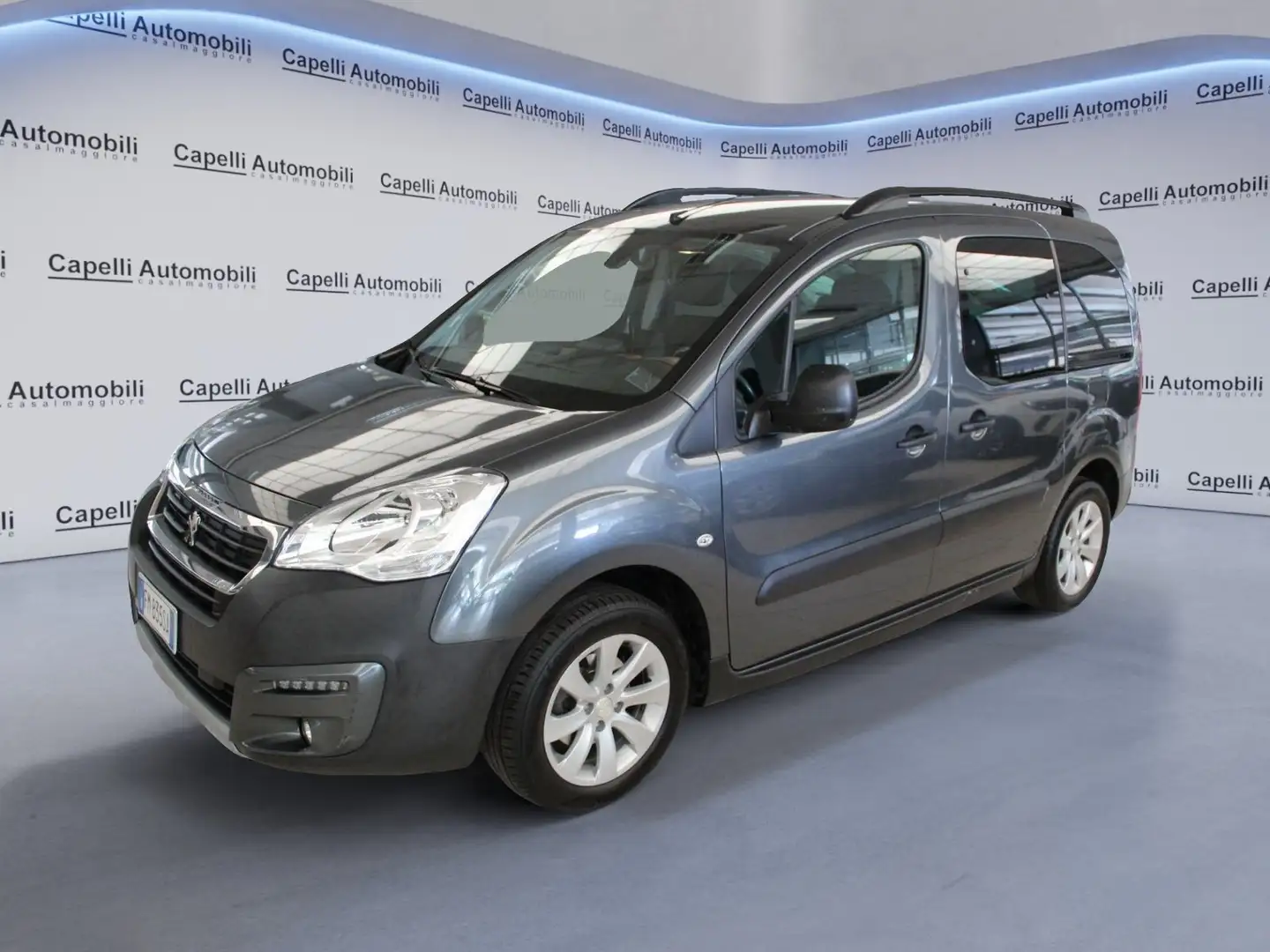 Peugeot Partner Tepee 1.6 BlueHDi 100 CV Outdoor Šedá - 1
