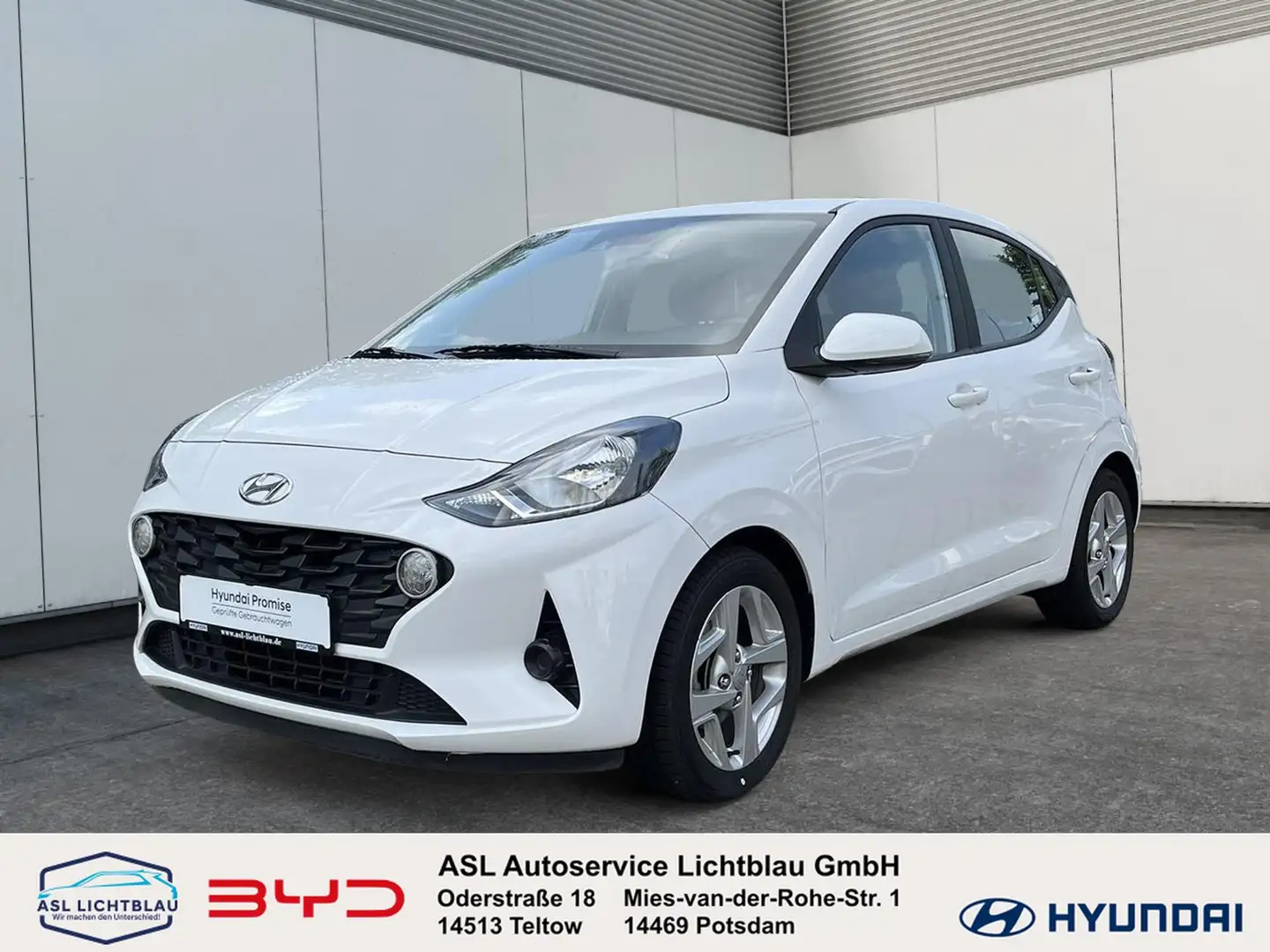 Hyundai i10 1.2 A/T TREND 1.2 Wit - 1