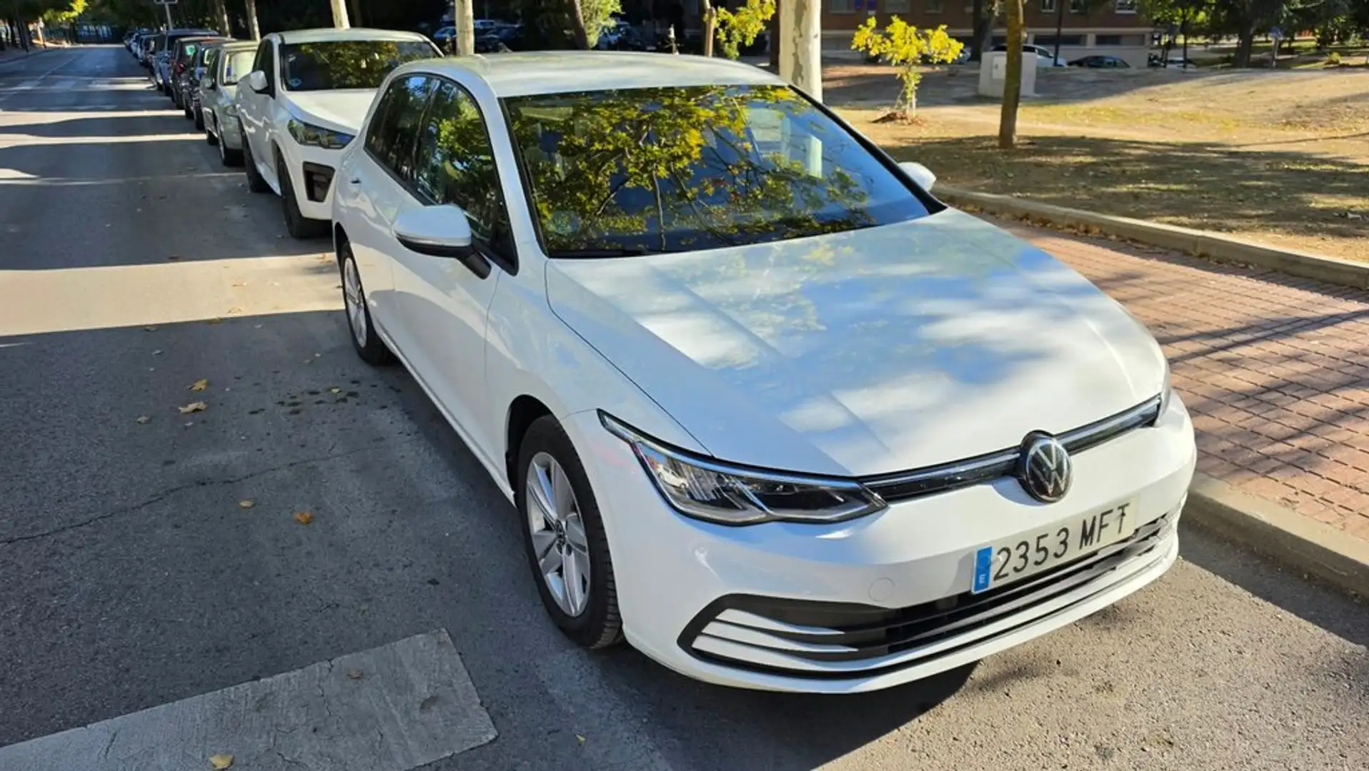 Volkswagen Golf 1.5 eTSI 130 CV Life - 2