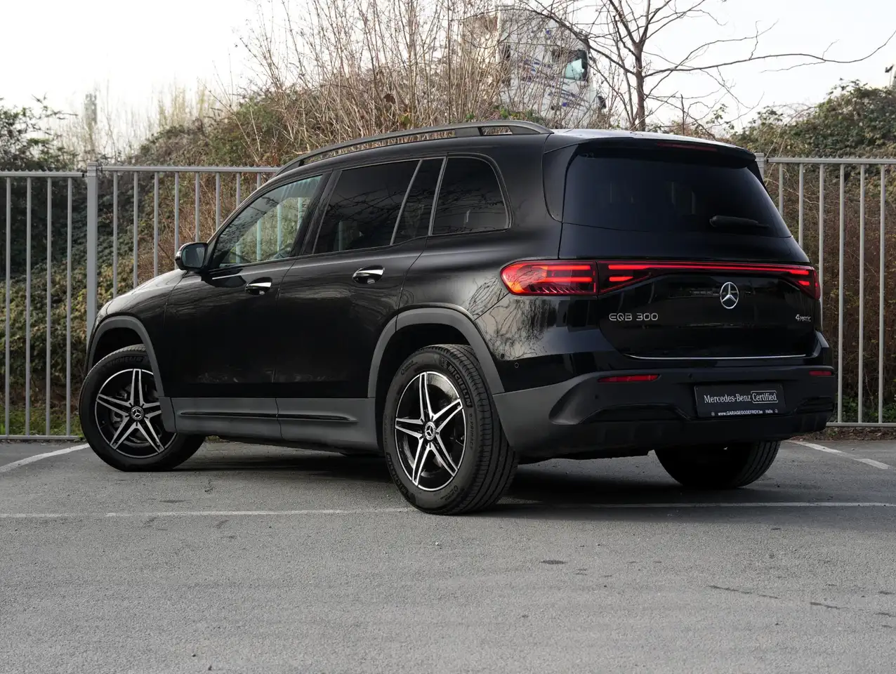 Mercedes-Benz EQB 300 EQB 4MATIC 3