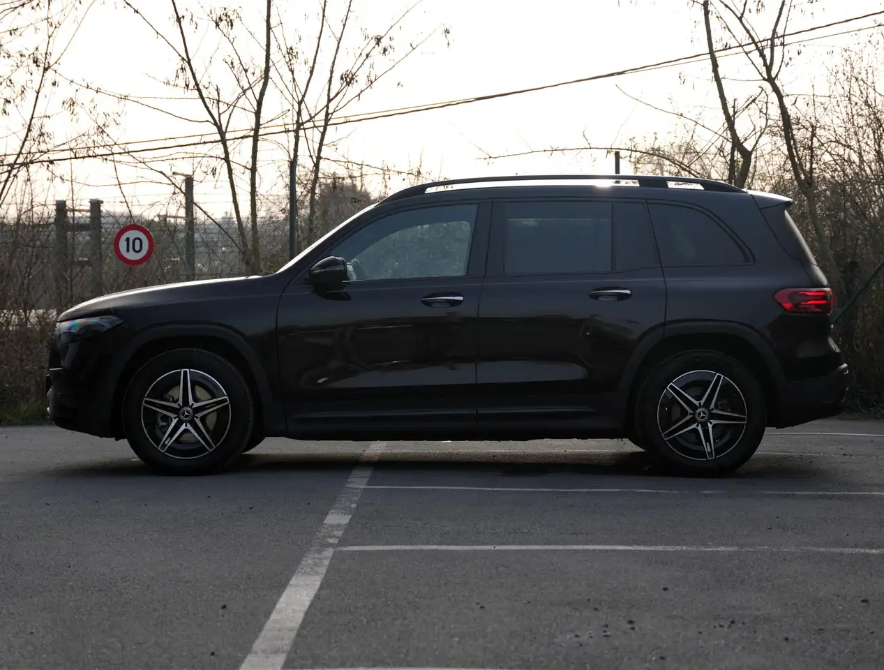 Mercedes-Benz EQB 300 EQB 4MATIC 6