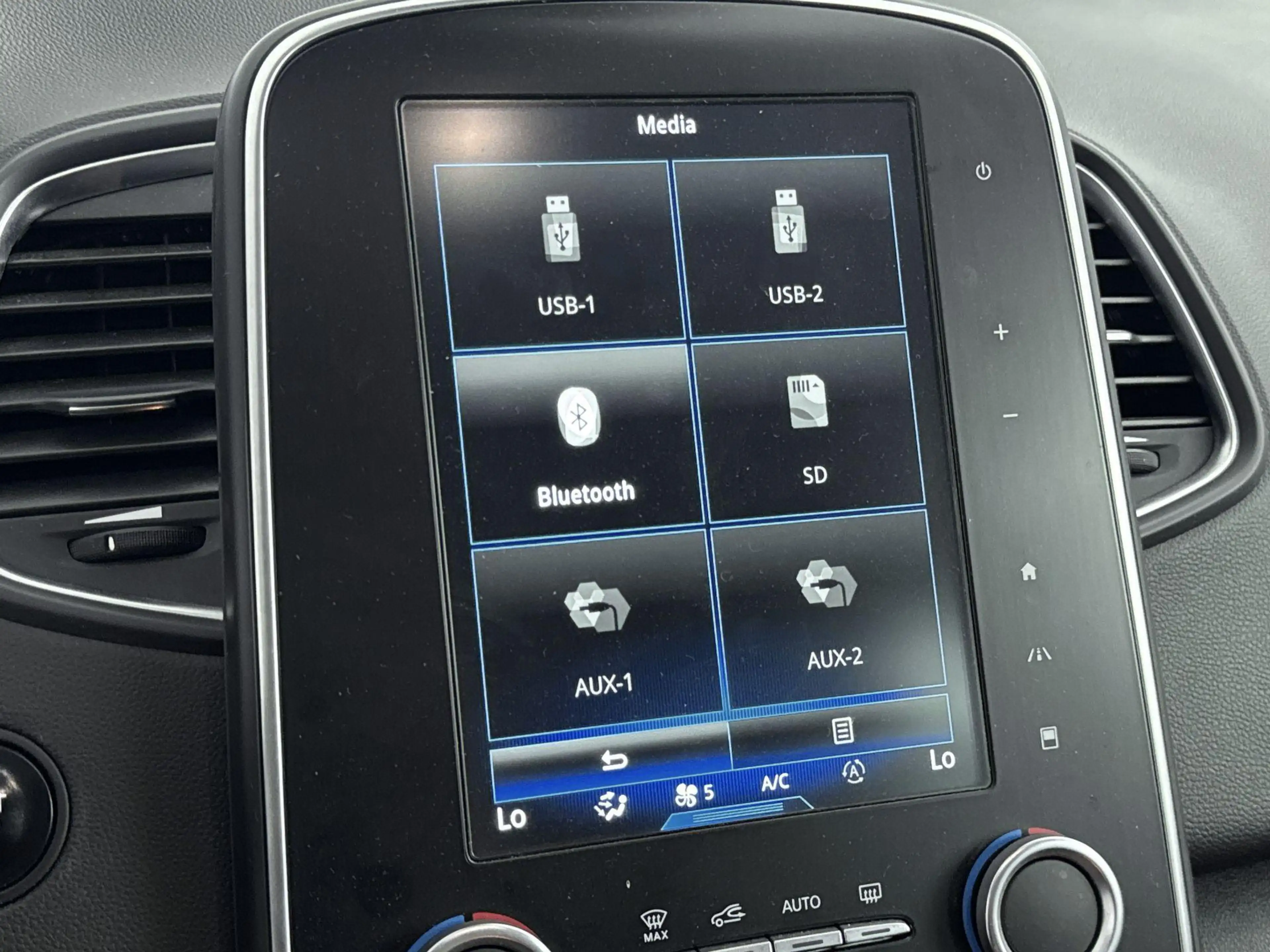 Renault Grand Scenic 1.2 TCe Collection 130PK | Climate Control | — photo 12