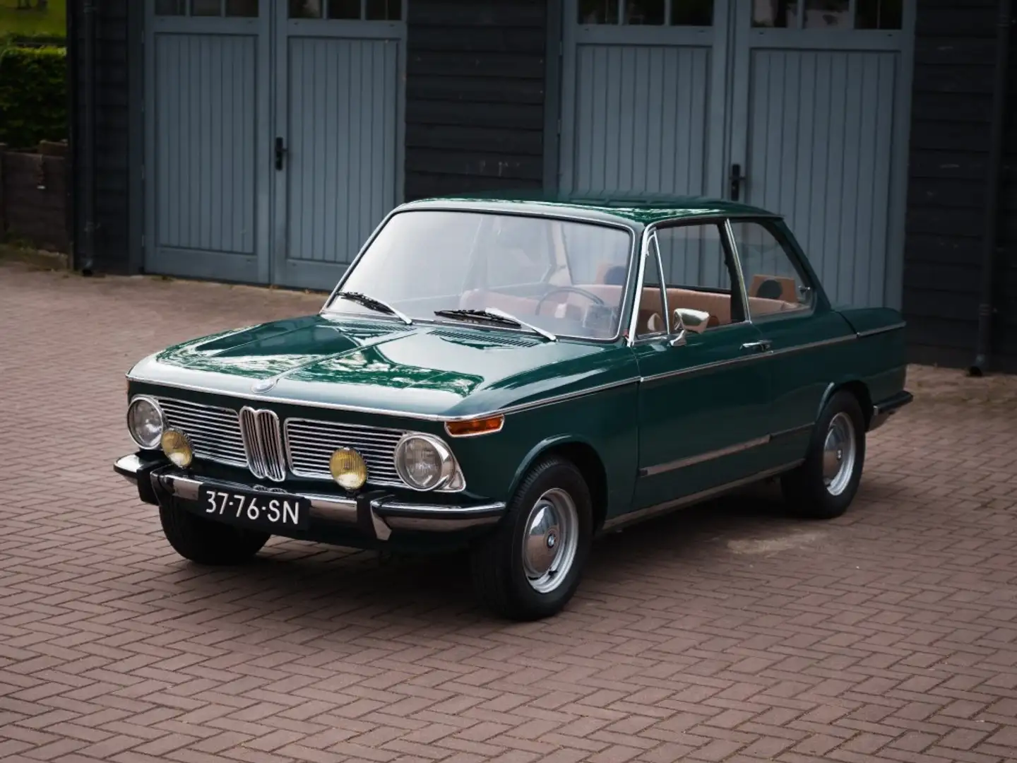 BMW 1802 Zielony - 1