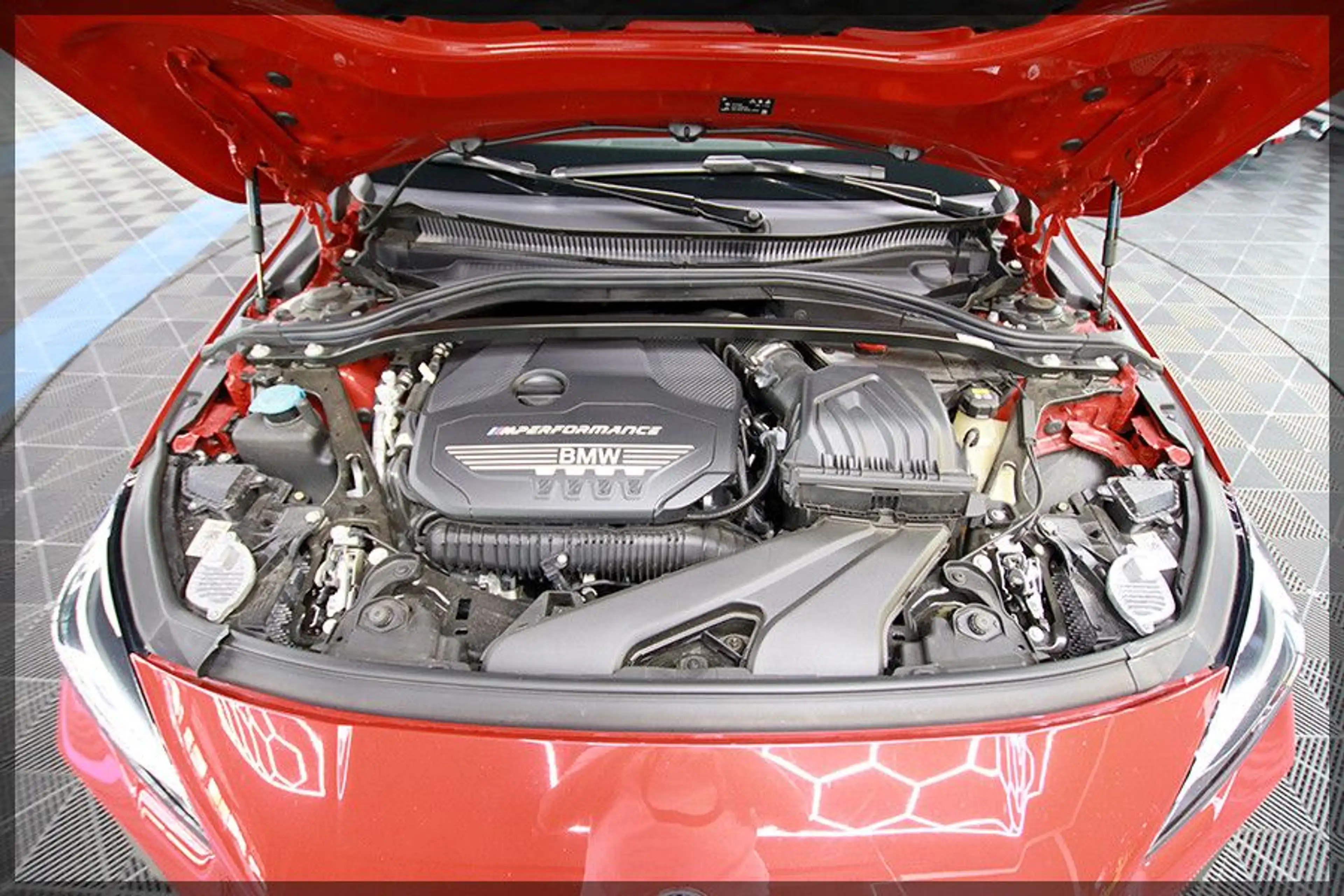 BMW 235 xDrive Gran Coupé NAVI / CAM / PDC — photo 11