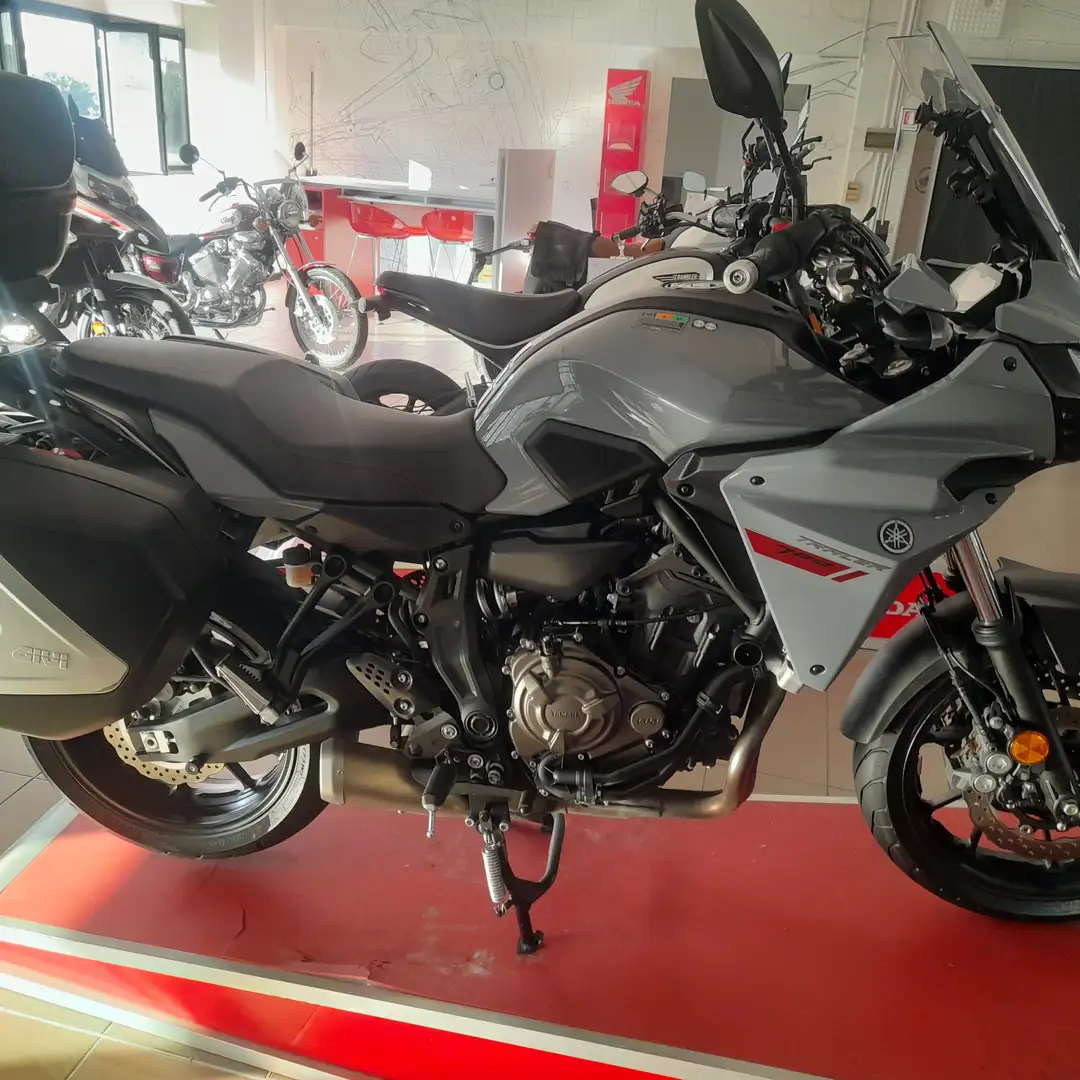 Yamaha Tracer 700 TRAVEL EDITION Grigio - 1