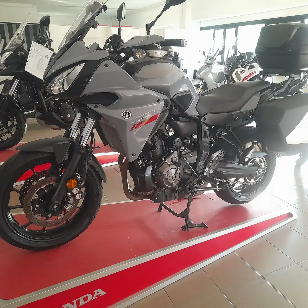 Yamaha Tracer 700 TRAVEL EDITION Grigio - 2