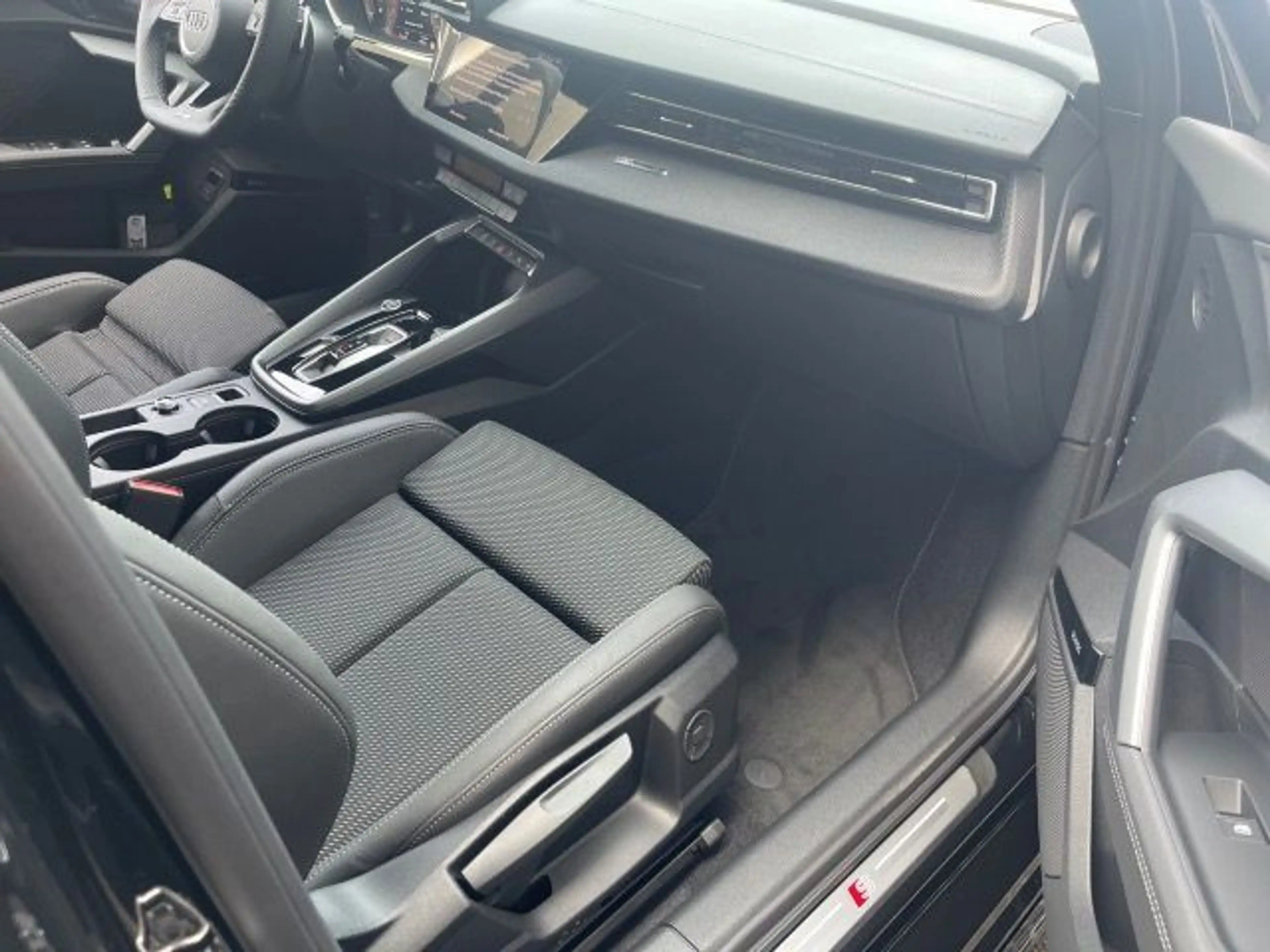 Audi A3 S line TFSI 110 kW S t ronic — photo 11