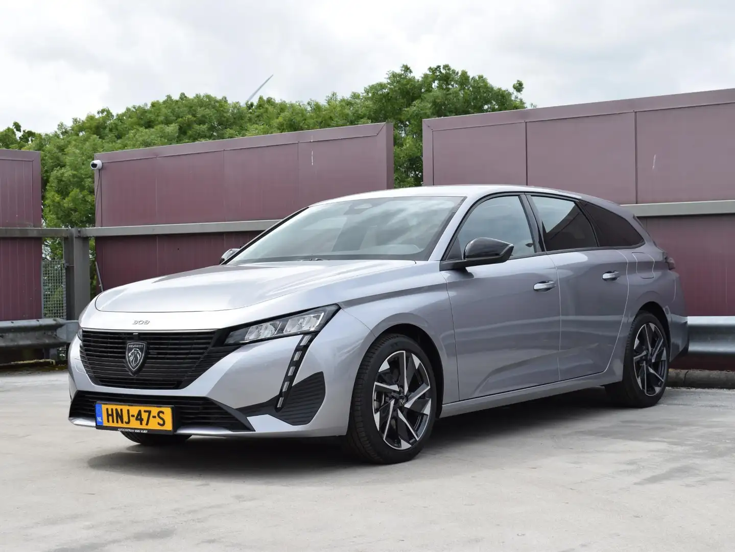Peugeot 308 SW 1.6 Plug-in Hybrid 180 Active Pack Business ADA Grijs - 2