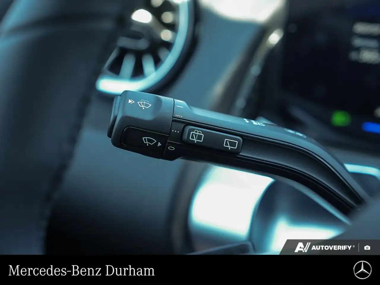 Mercedes-Benz EQB photo Mercedes-Benz EQB