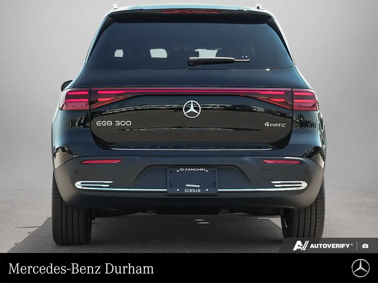 Mercedes-Benz EQB photo Mercedes-Benz EQB