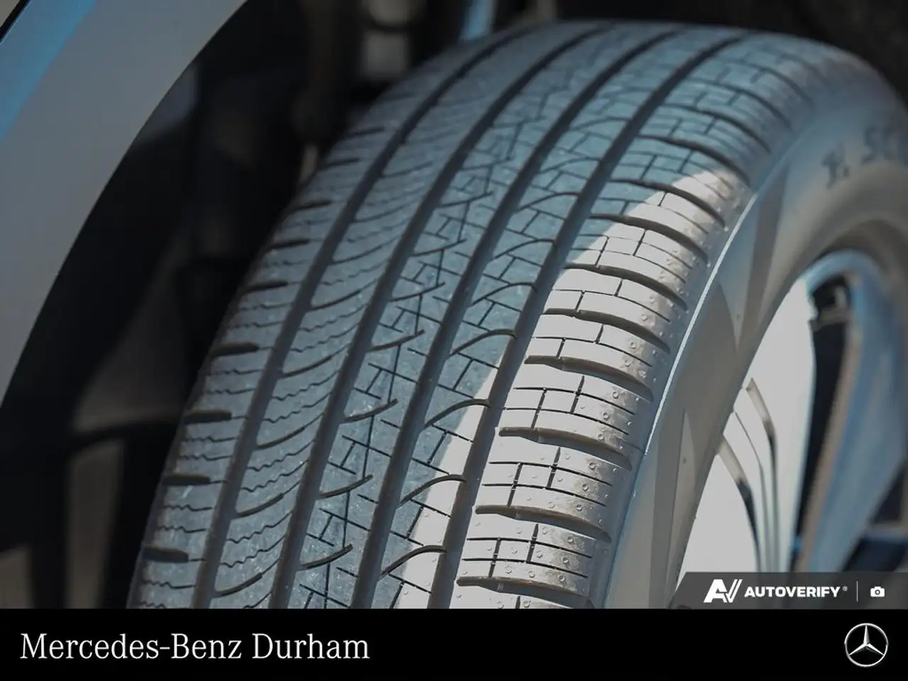 Mercedes-Benz EQB photo Mercedes-Benz EQB
