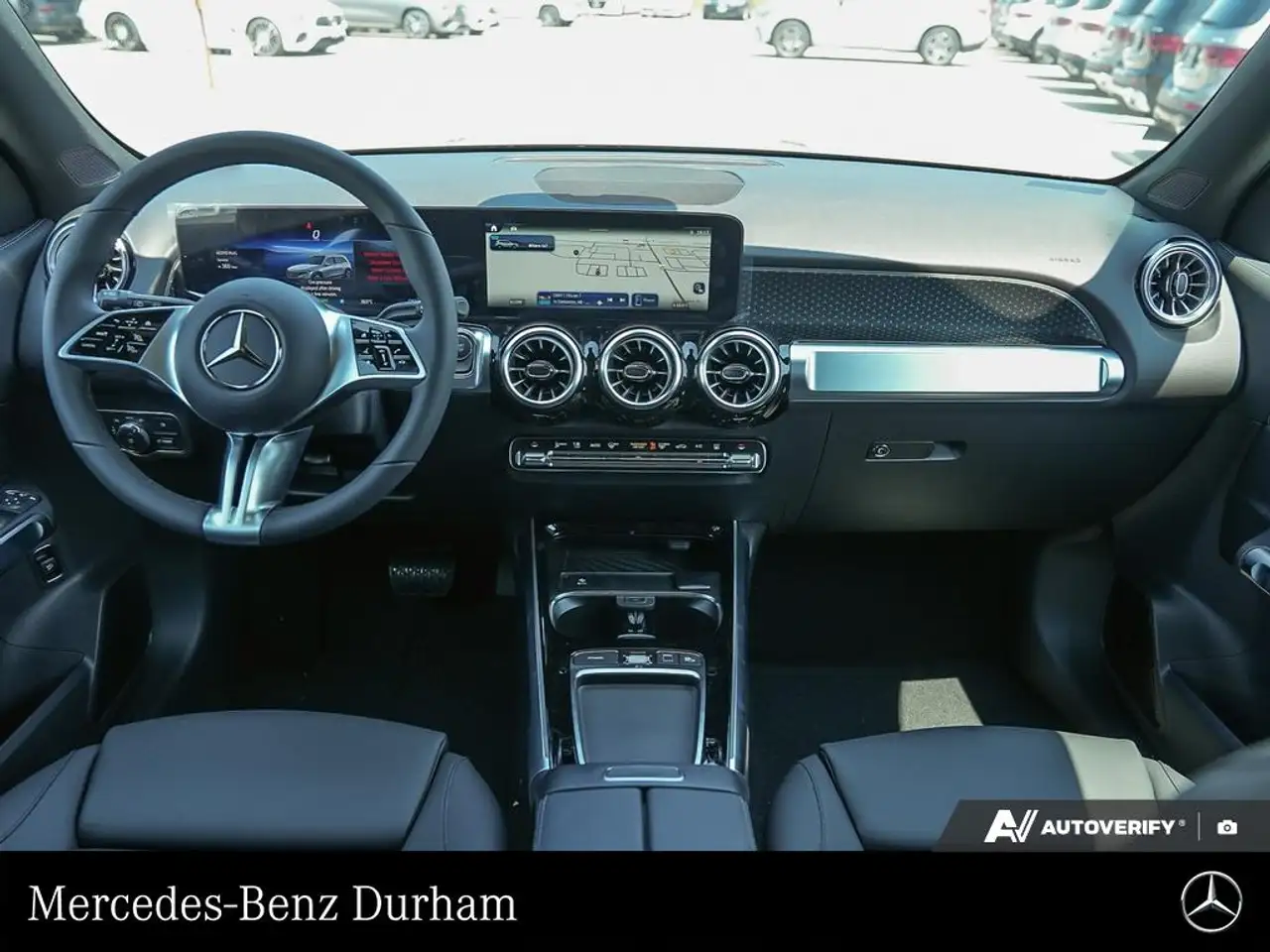 Mercedes-Benz EQB photo Mercedes-Benz EQB