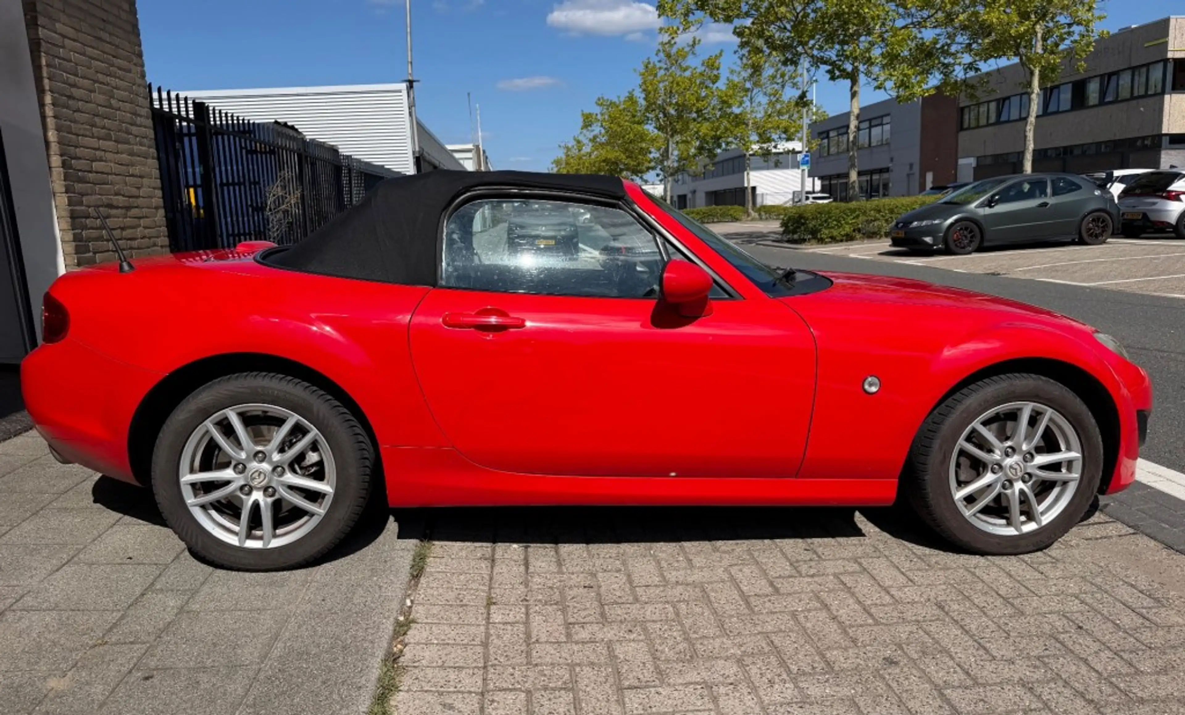 Mazda MX-5 1.8 TS CLIMA DEALER AUTO TOP CONDITION APK — photo 12