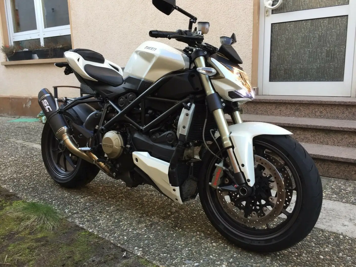Ducati Streetfighter Blanc - 1