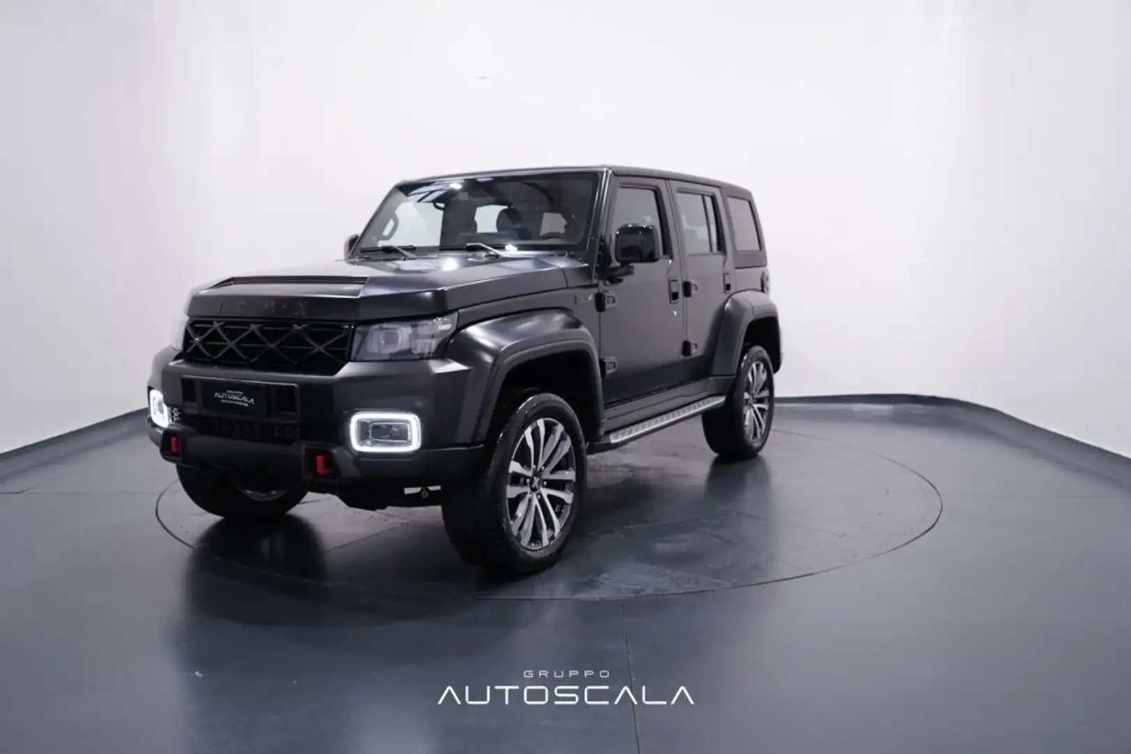 ICH-X K2 2.0 Turbo Diesel 163cv C. Autom. 4x4 Negro - 1