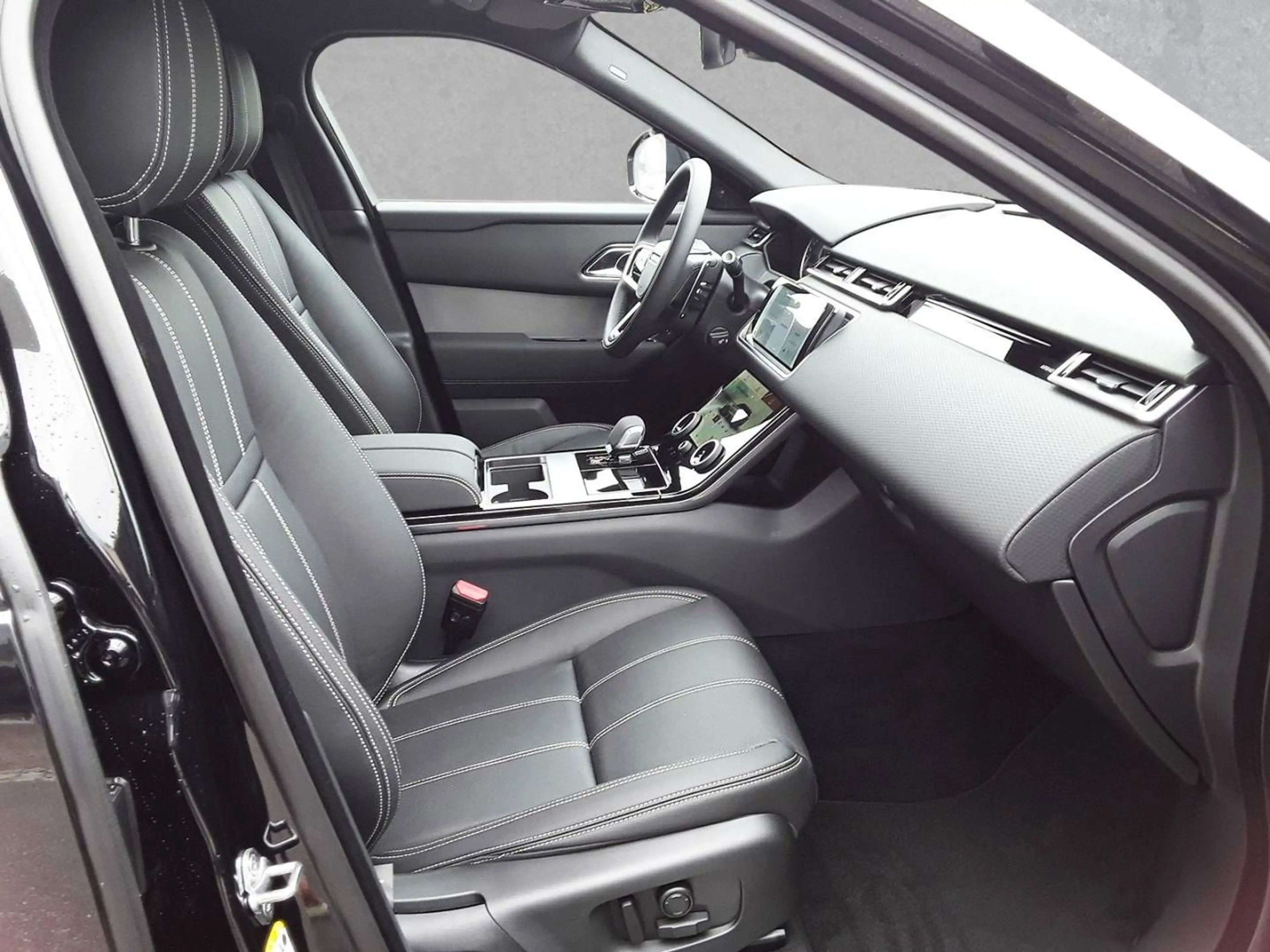 Land Rover Range Rover Velar D300 R-Dynamic SE *Luftfederung* — photo 3