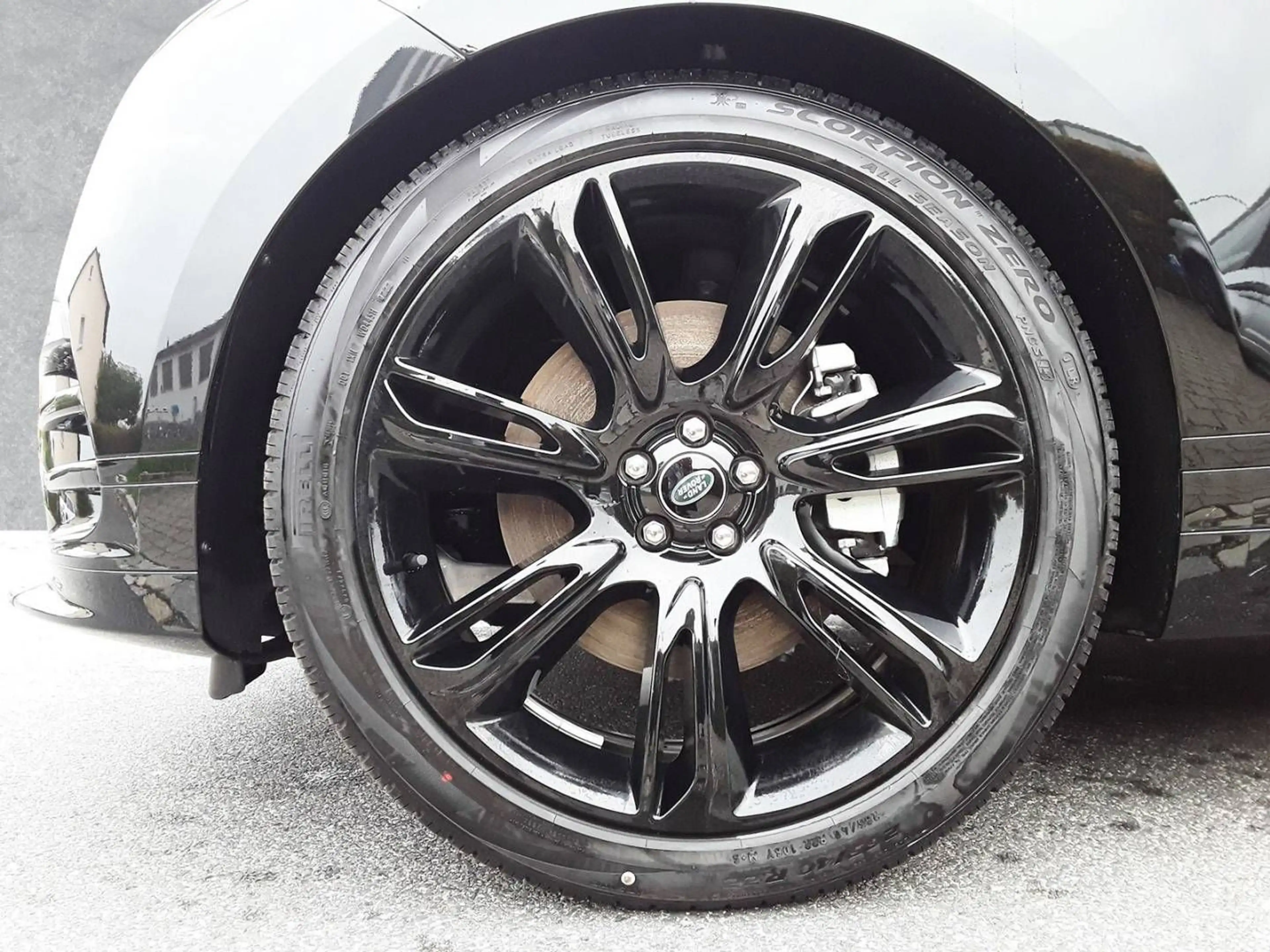 Land Rover Range Rover Velar D300 R-Dynamic SE *Luftfederung* — photo 9