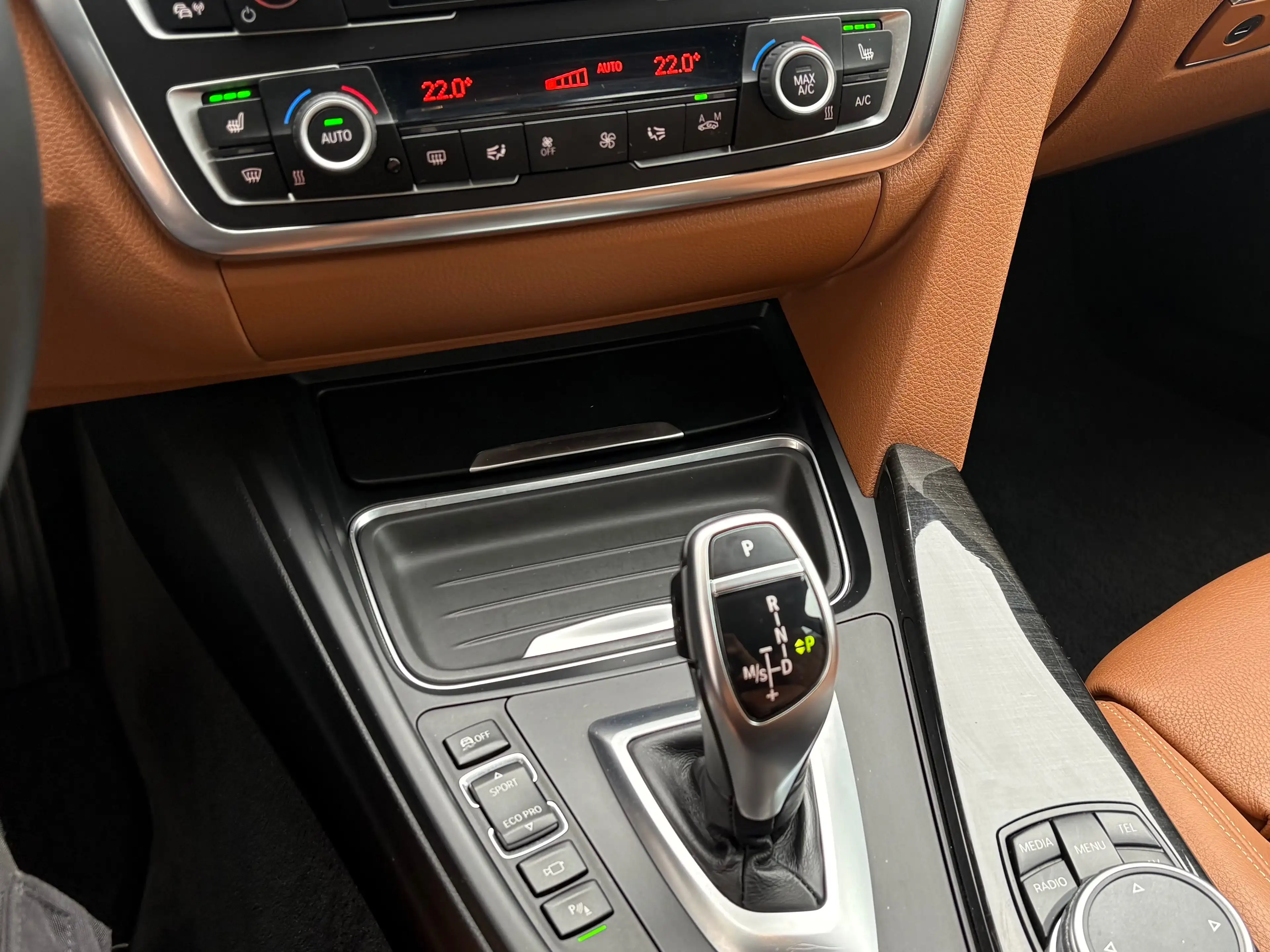 BMW 335 D GT xDrive Luxury Line/Full Options — photo 8