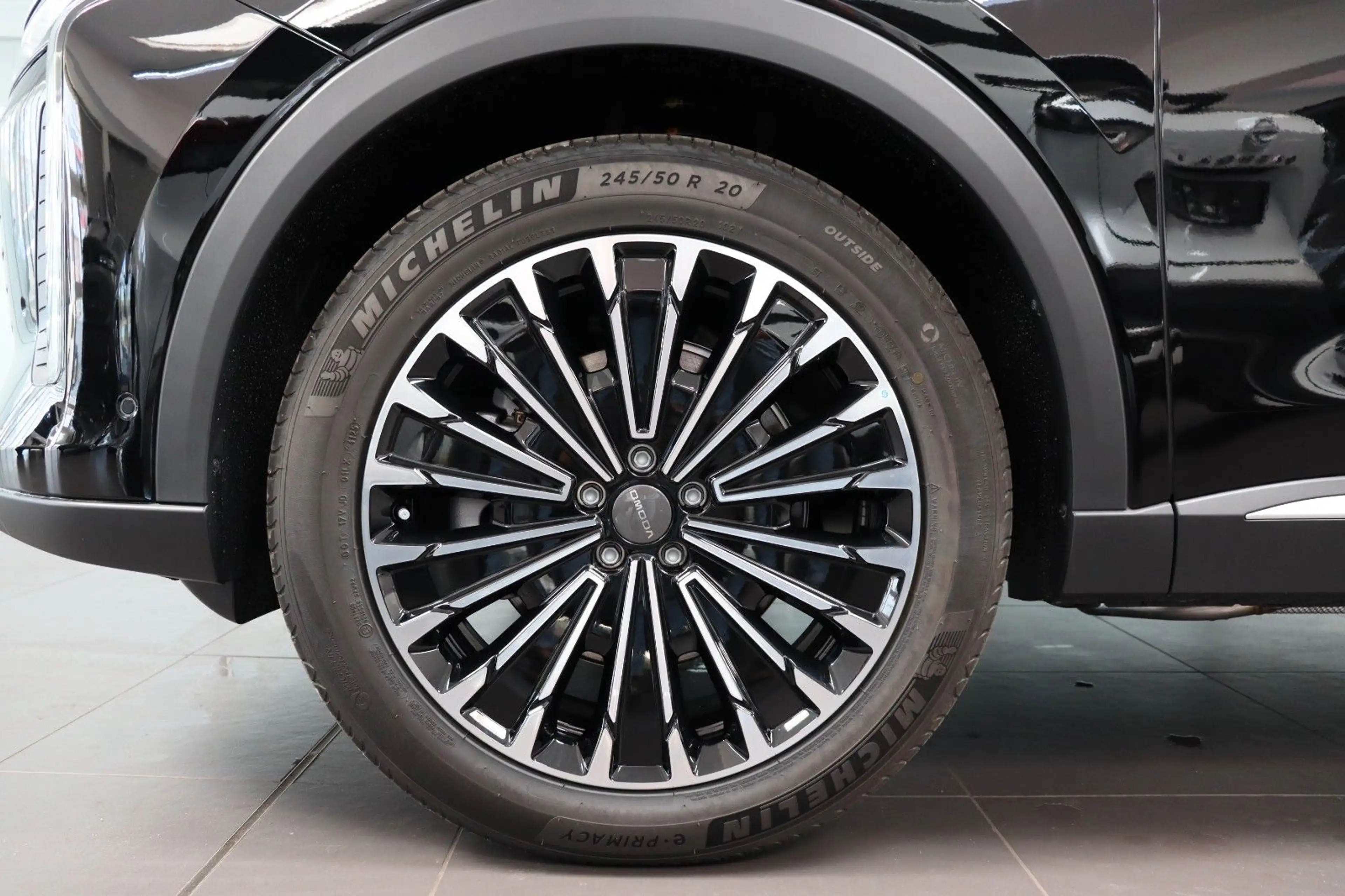 Omoda 9 Premium 1.5 TGDI PHEV Pano Leder HUD AKTION — photo 19
