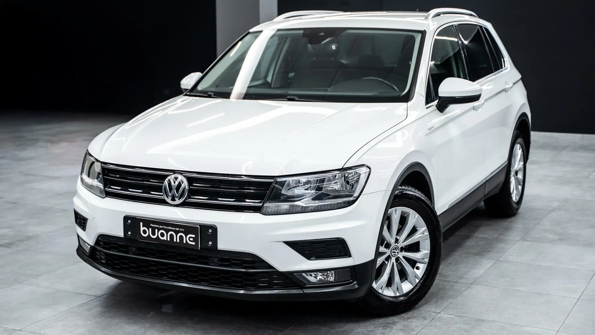 Volkswagen Tiguan 1.6 TDI 116CV BUSINESS NAVI KM CERT UNICA PROP. Bianco - 1