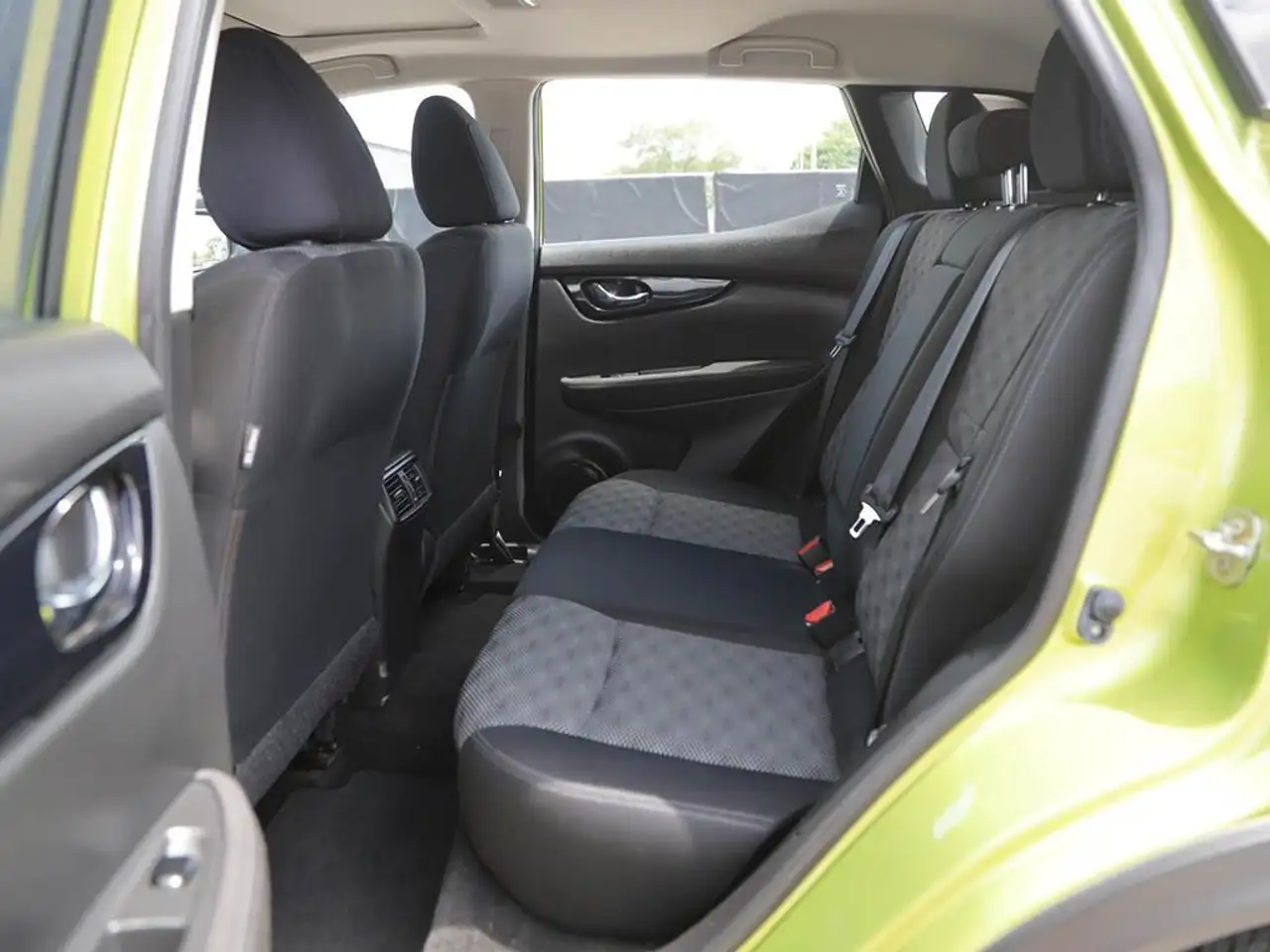 Nissan Qashqai снимка Nissan Qashqai