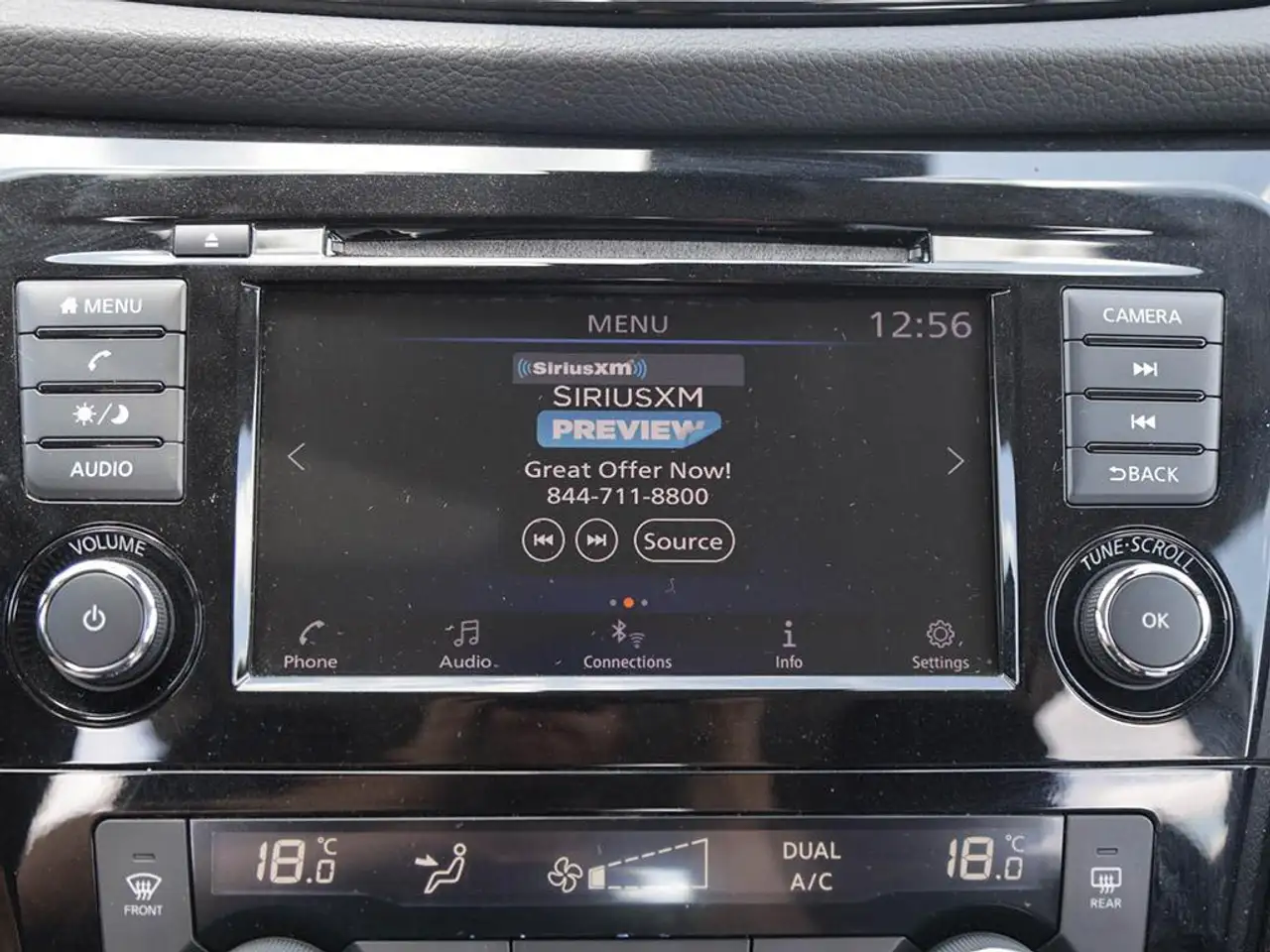 Nissan Qashqai снимка Nissan Qashqai