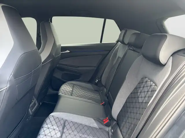 Volkswagen Golf view 13
