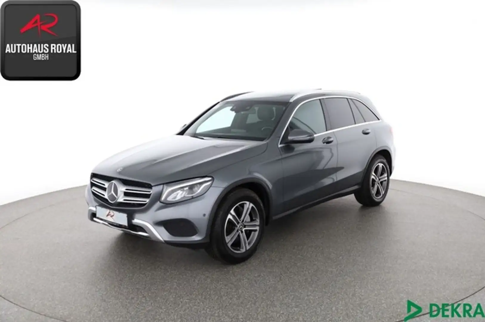 Mercedes-Benz GLC 300 4M OFFROAD DISTRONIC,KAMERA,COMAND,AHK Grau - 1