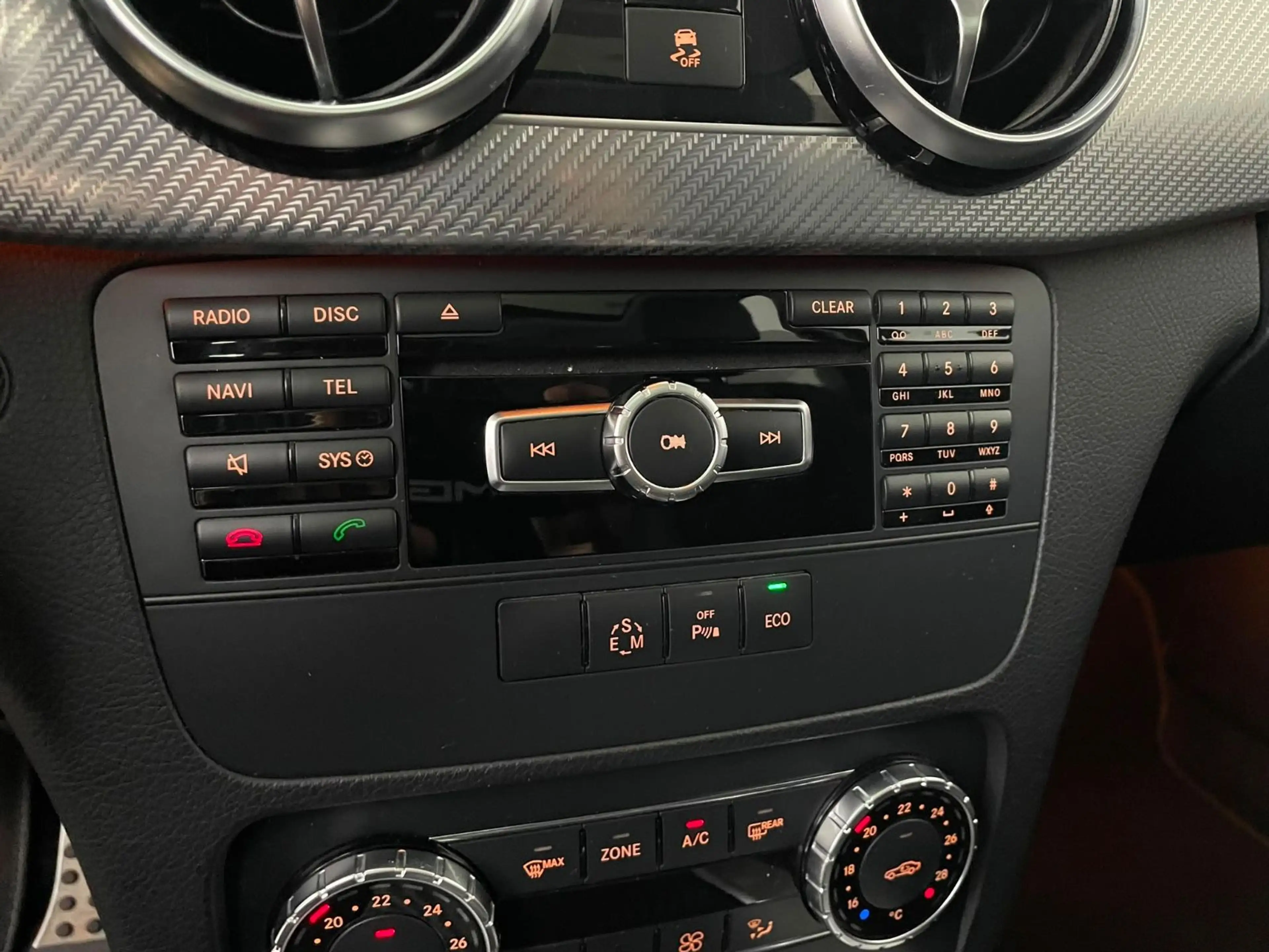 Mercedes-Benz GLK 220 4M SPORT/2.HD/H&K/PANO/20ZOLL/XEN/AHK — photo 14