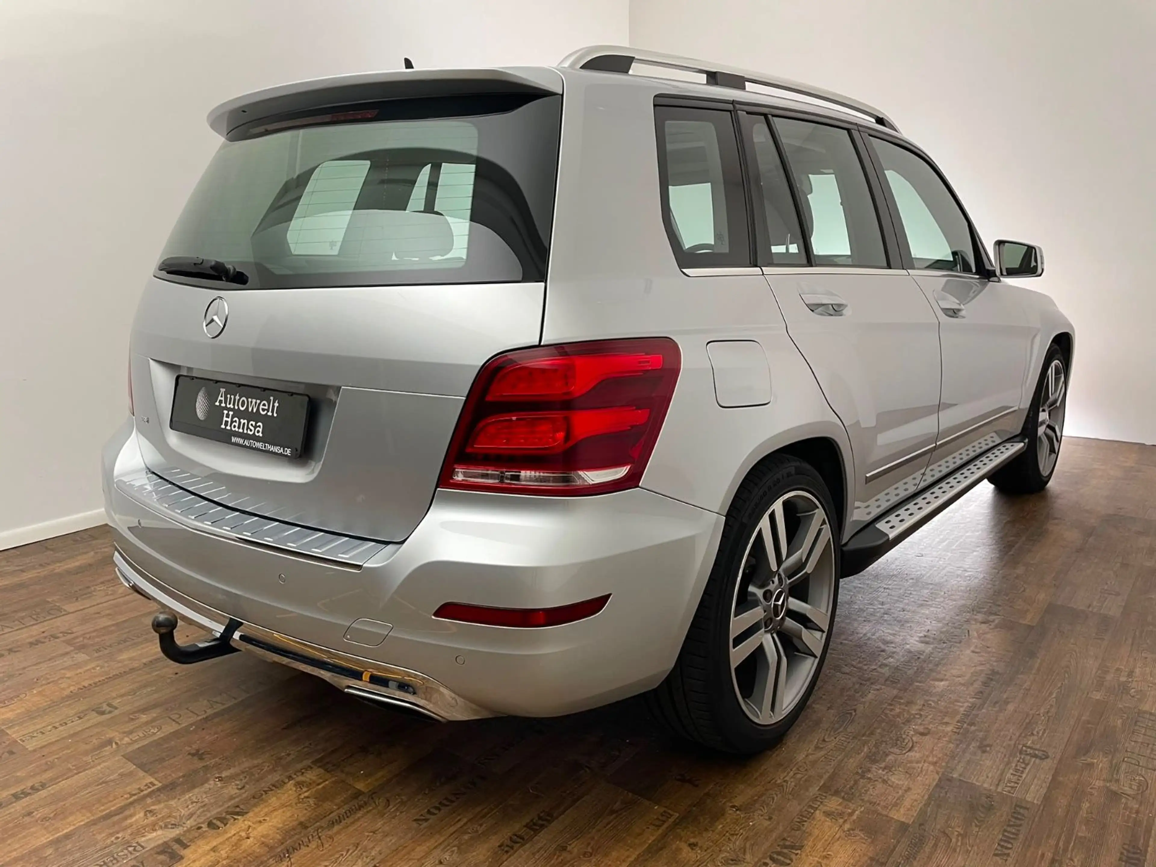 Mercedes-Benz GLK 220 4M SPORT/2.HD/H&K/PANO/20ZOLL/XEN/AHK — photo 5