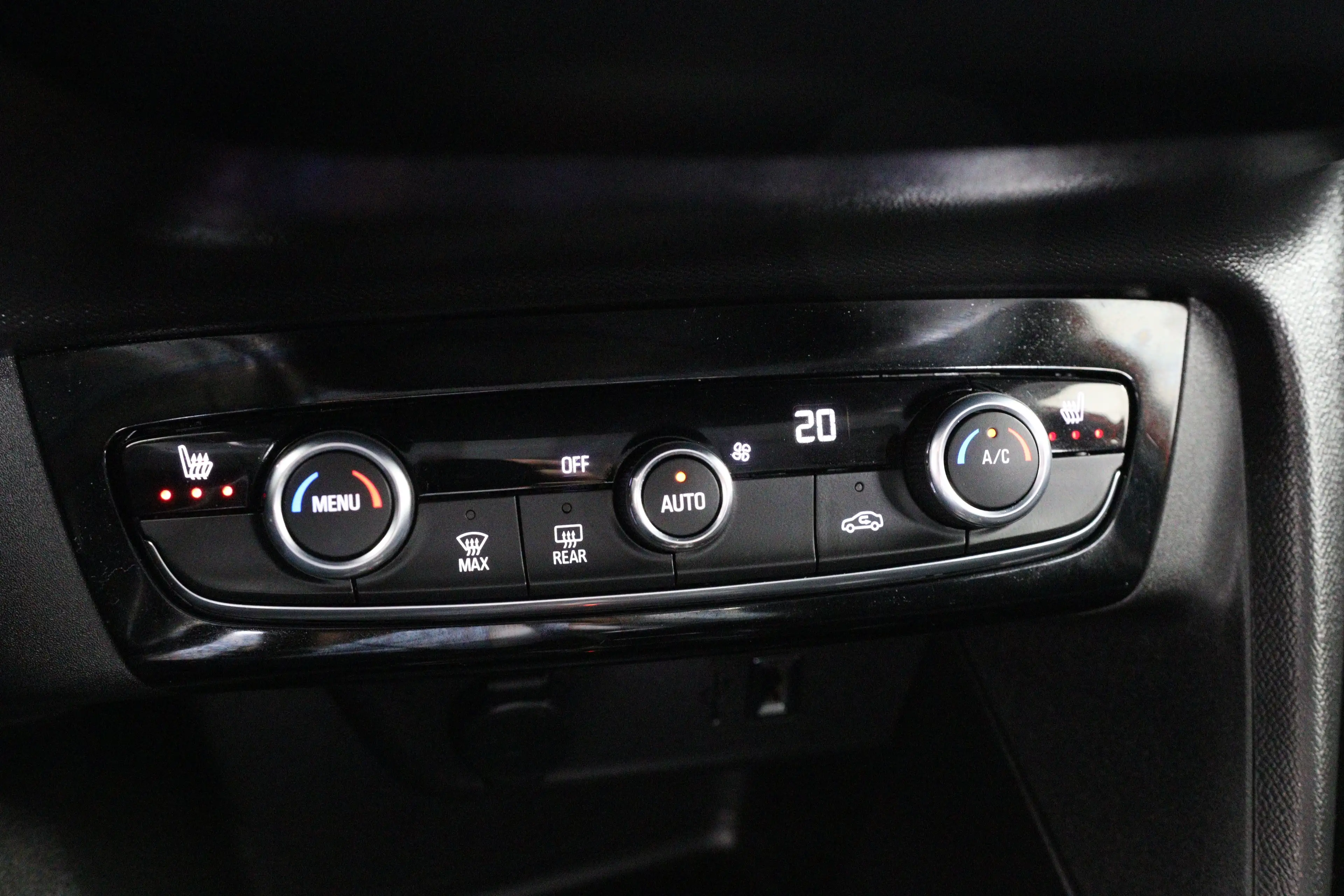 Opel Corsa-e Elegance 50 kWh | SOH 90% | Navigatie | Parkeersen — photo 26