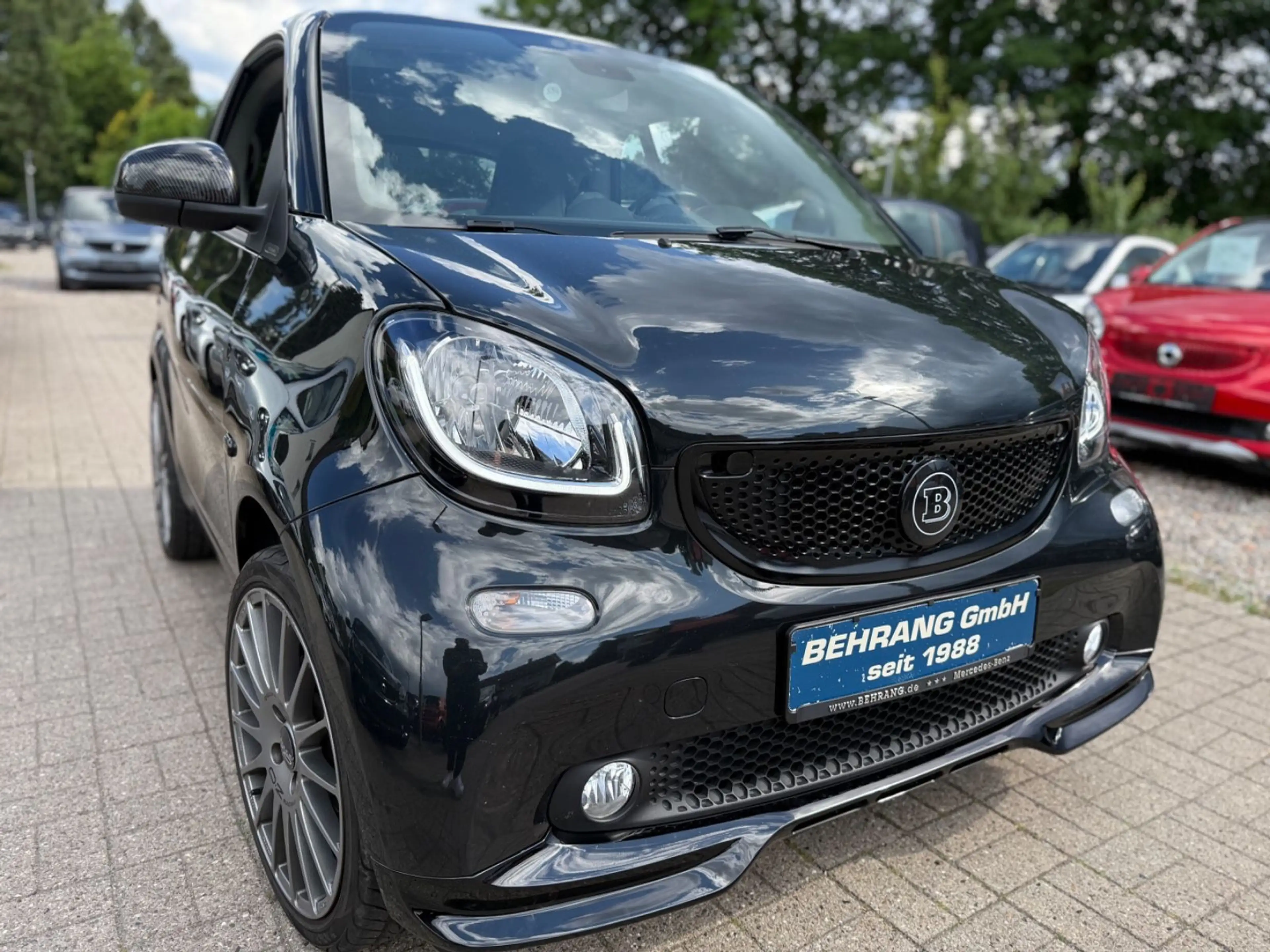 smart forTwo BRABUS XCLUSIVE*NAVI*PANORAMA*KAMERA* — photo 3