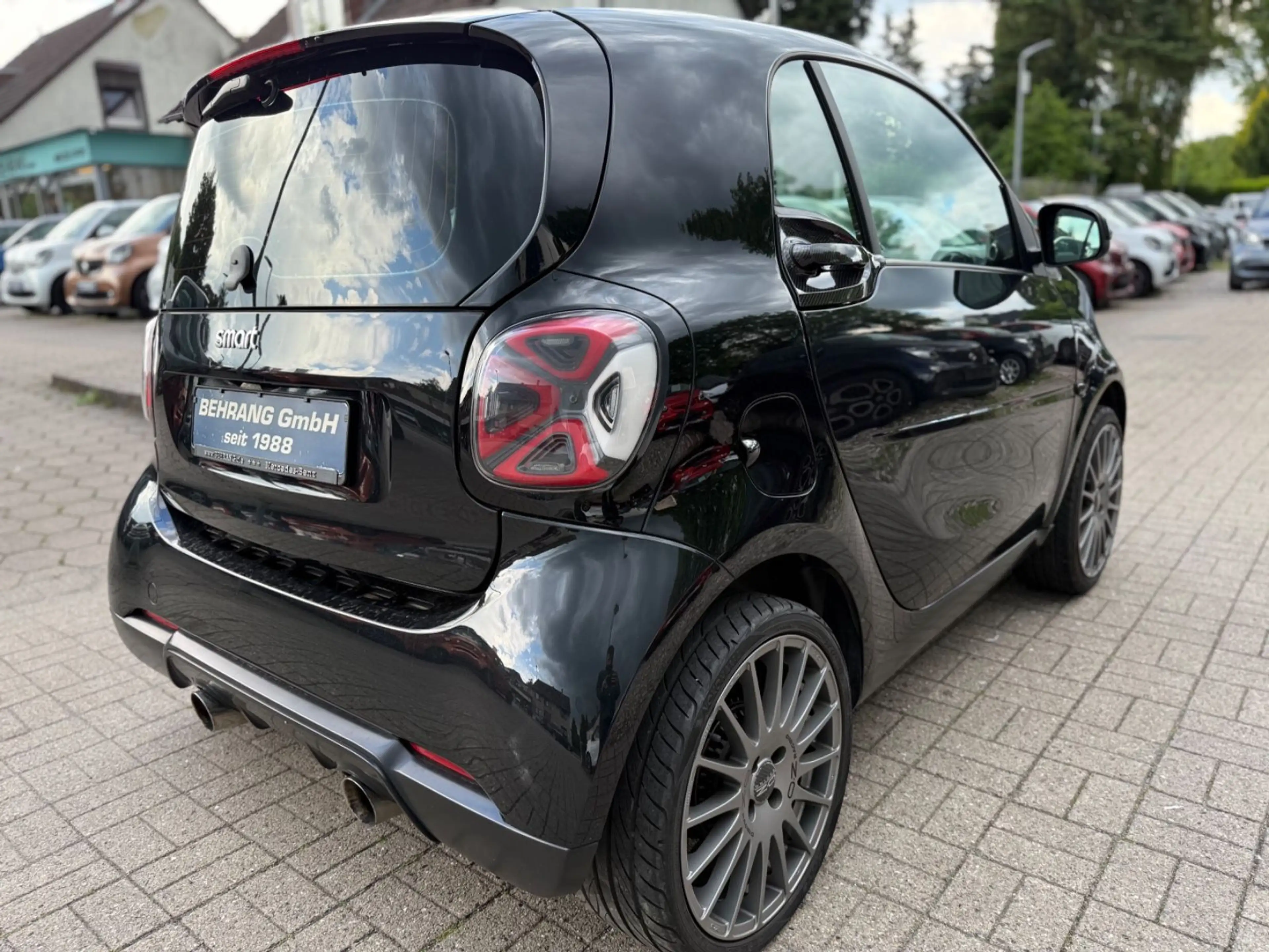 smart forTwo BRABUS XCLUSIVE*NAVI*PANORAMA*KAMERA* — photo 10