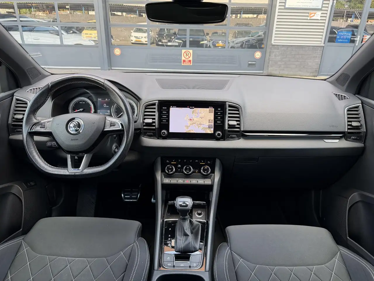 Skoda Karoq 1.5 TSI ACT Sportline Navi Trekhaak Dealer OH, миниатюра 2